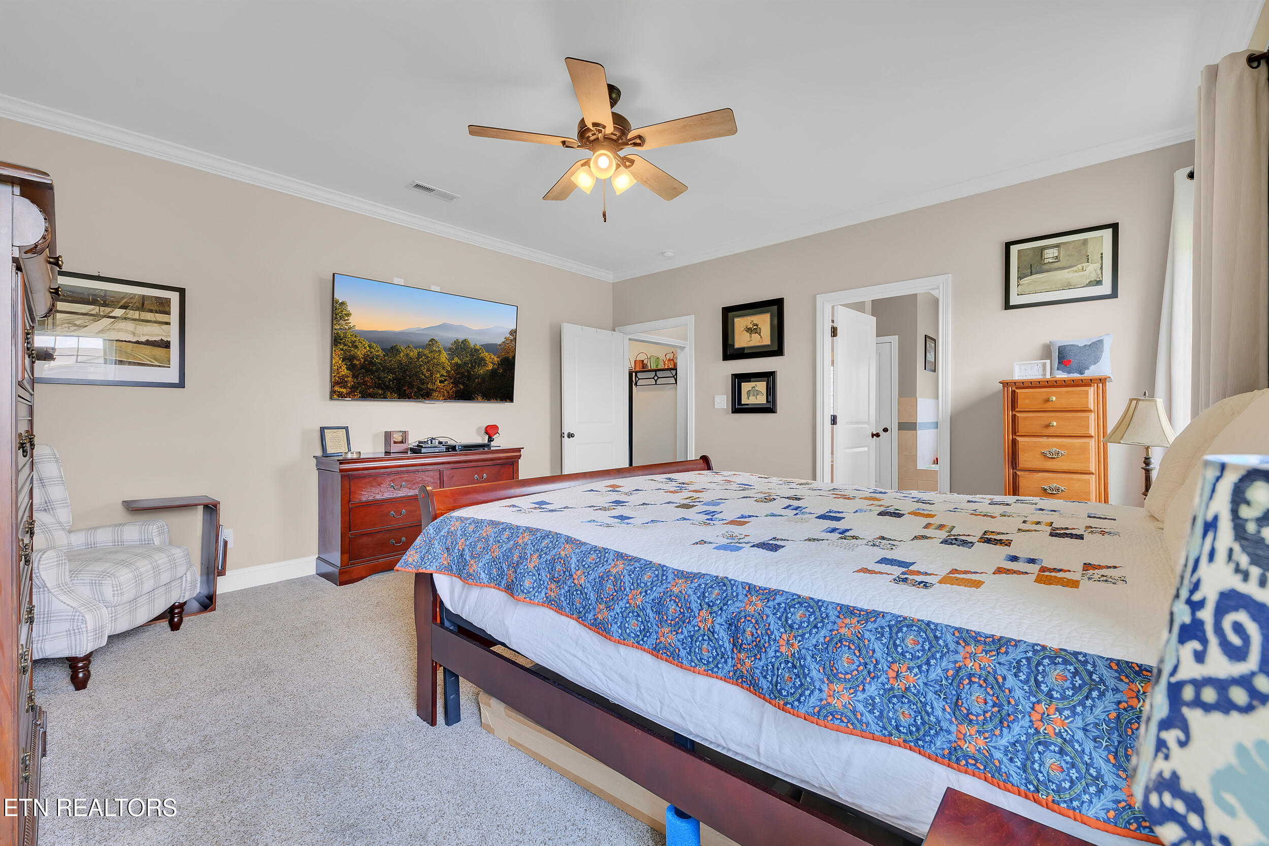 Sevierville, Tennessee, 37876, United States, 5 Bedrooms Bedrooms, ,4 BathroomsBathrooms,Residential,For Sale,1930637