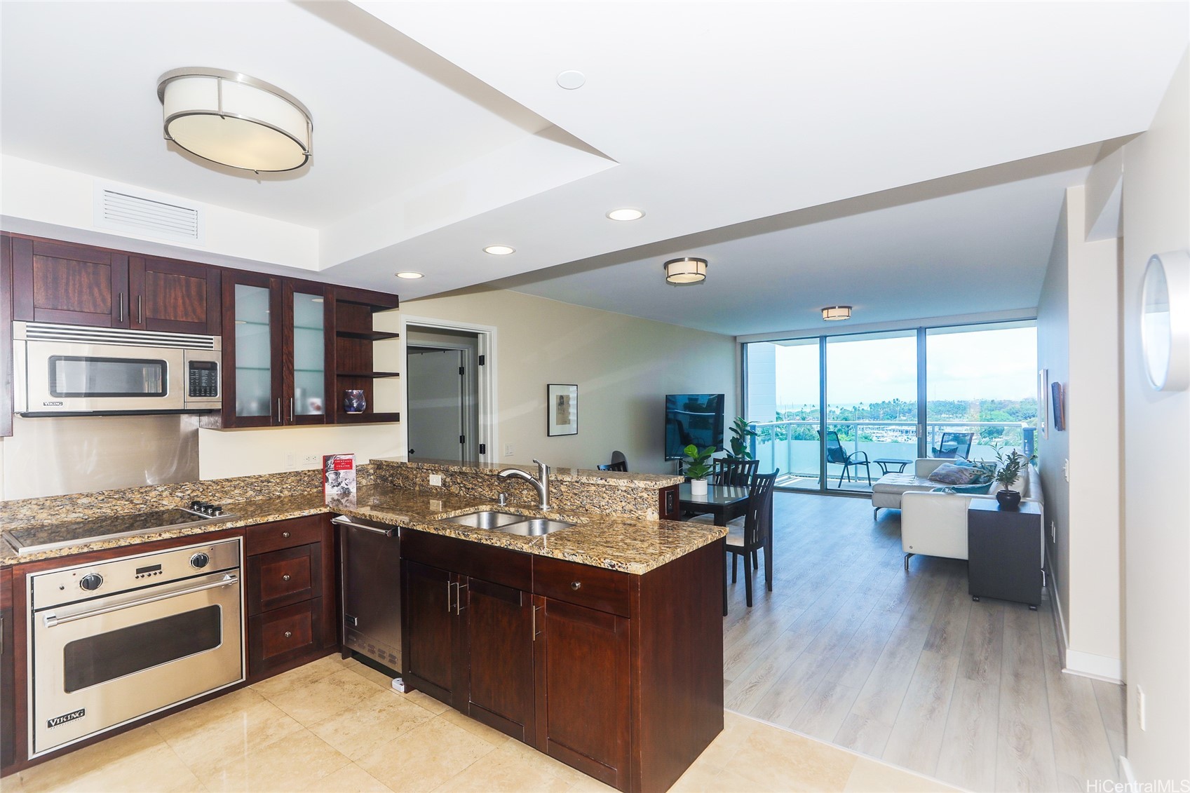 Honolulu, Hawaii, 96815, United States, 2 Bedrooms Bedrooms, ,2 BathroomsBathrooms,Residential,For Sale,1794682