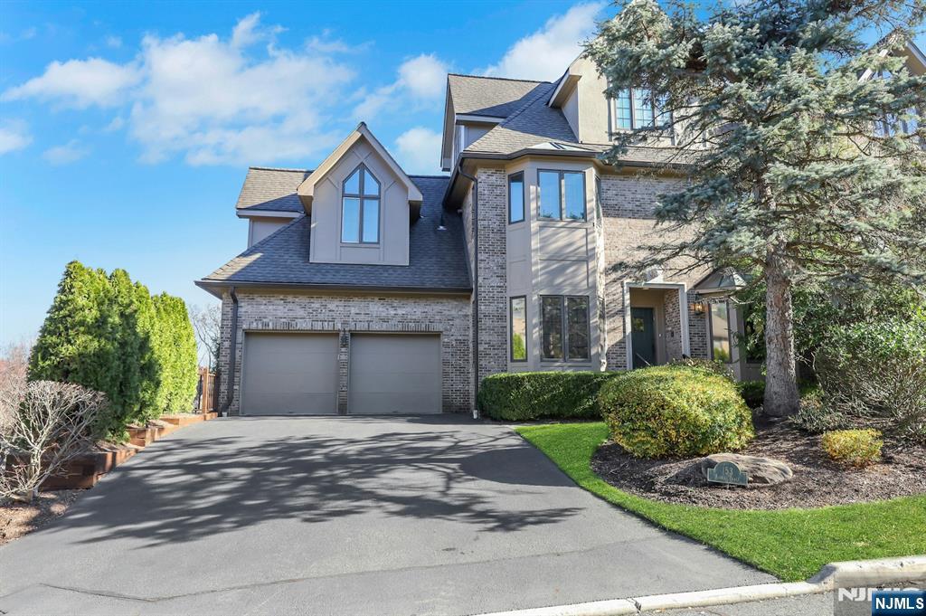 Park Ridge, New Jersey, 07656, United States, 3 Bedrooms Bedrooms, ,5 BathroomsBathrooms,Residential,For Sale,2001843