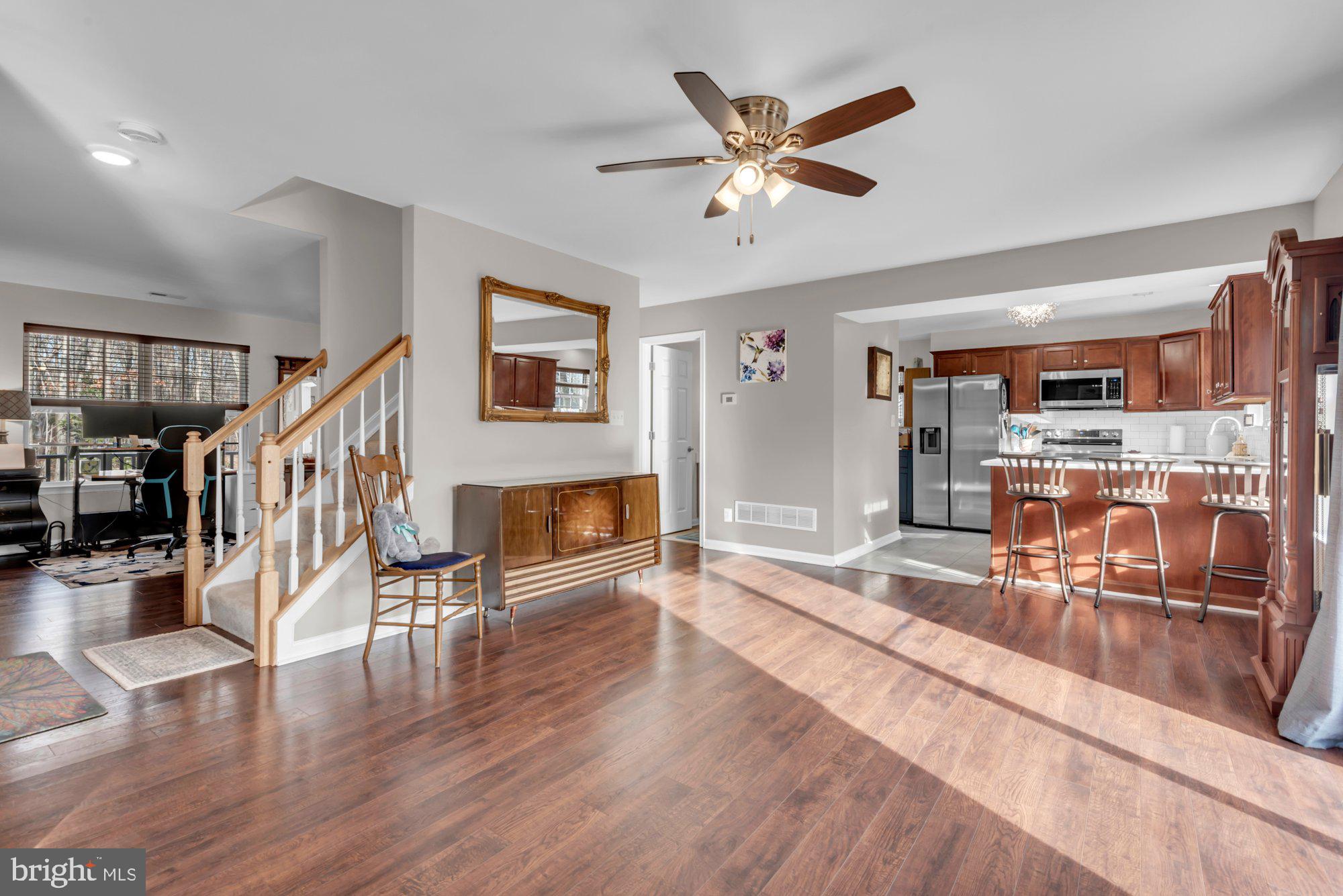 Shady Side, Maryland, 20764, United States, 4 Bedrooms Bedrooms, ,3 BathroomsBathrooms,Residential,For Sale,2011668