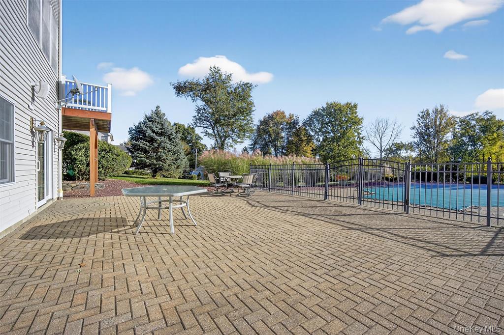 Hopewell Junction, New York, 12533, United States, 4 Bedrooms Bedrooms, ,3 BathroomsBathrooms,Residential,For Sale,1984445