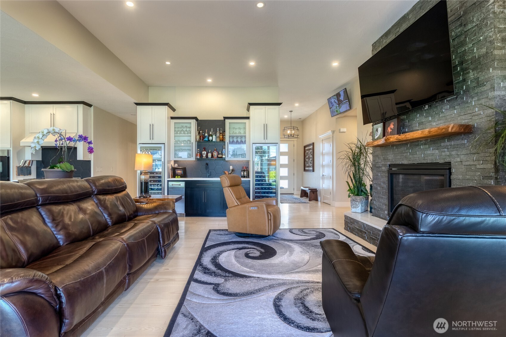 Walla Walla, Washington, 99362, United States, 4 Bedrooms Bedrooms, ,3 BathroomsBathrooms,Residential,For Sale,1905959