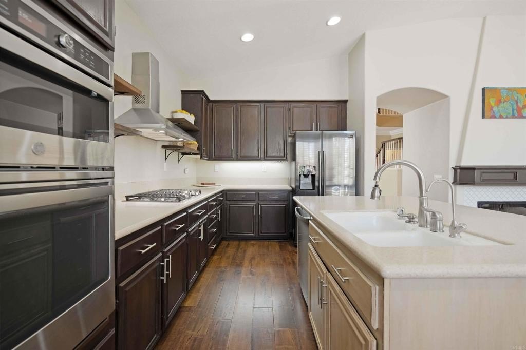 Temecula, California, 92592, United States, 5 Bedrooms Bedrooms, ,3 BathroomsBathrooms,Residential,For Sale,1987577