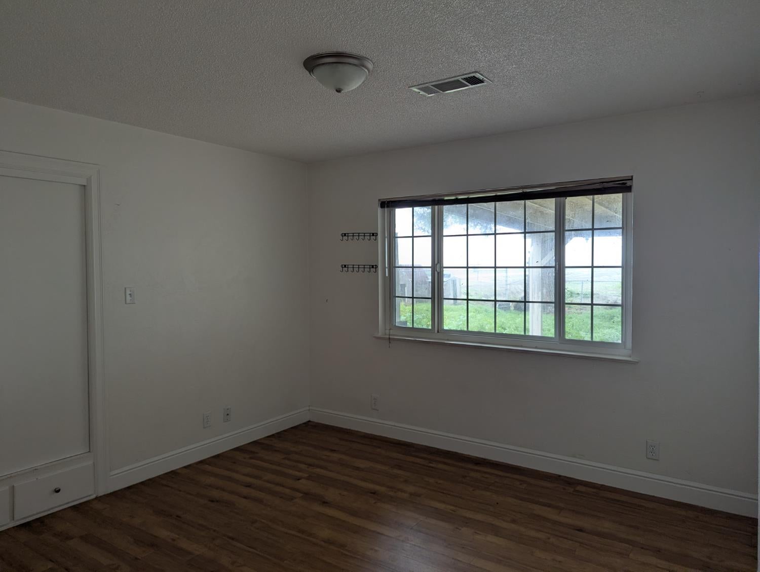 Stratford, California, 93266, United States, 4 Bedrooms Bedrooms, ,2 BathroomsBathrooms,Residential,For Sale,2012524