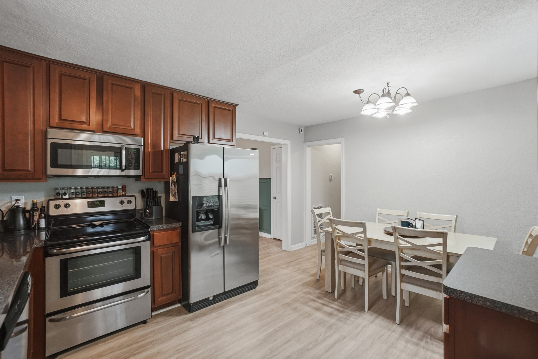  2304 Elaine Avenue, Norfolk, VA 23518 - 物件實景