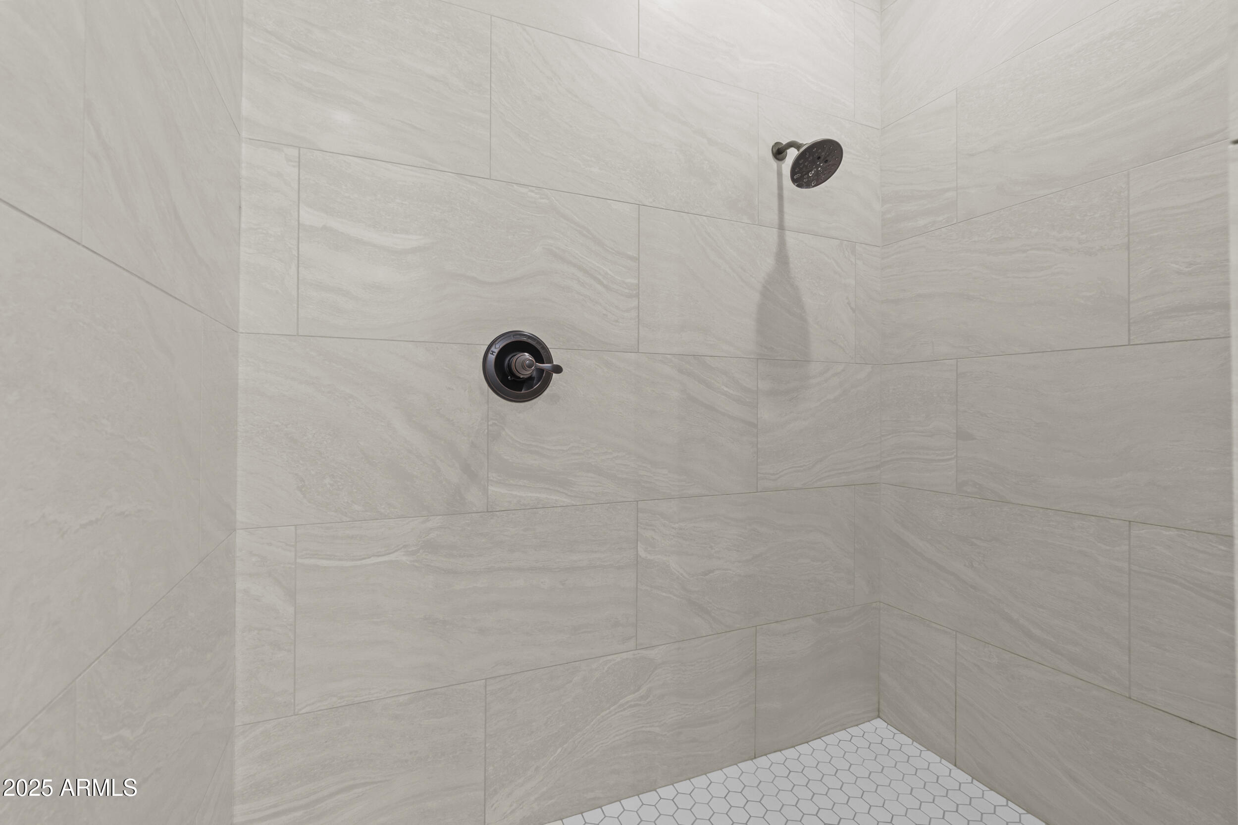 Phoenix, Arizona, 85018, United States, 6 Bedrooms Bedrooms, ,4 BathroomsBathrooms,Residential,For Sale,2002076