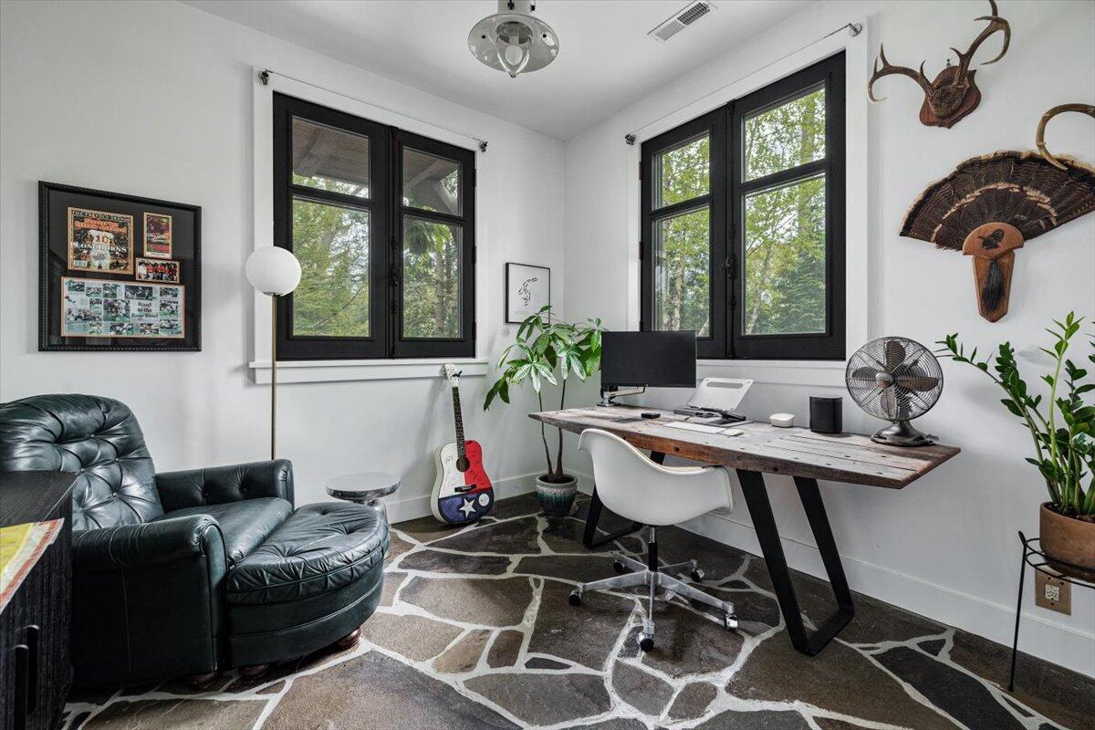 Michiana Shores, Indiana, 46360, United States, 5 Bedrooms Bedrooms, ,4 BathroomsBathrooms,Residential,For Sale,1949684