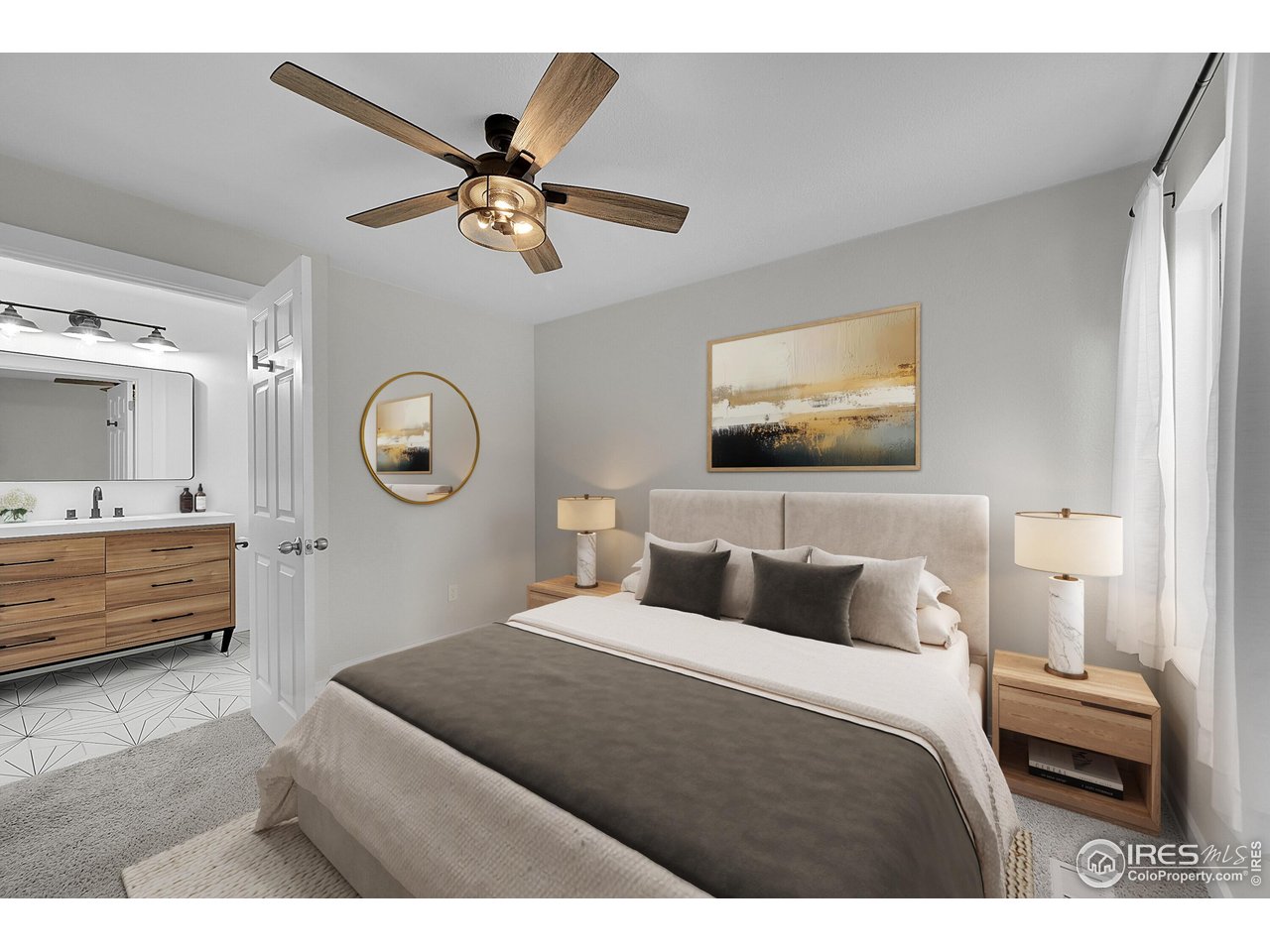 Longmont, Colorado, 80501, United States, 4 Bedrooms Bedrooms, ,1 BathroomBathrooms,Residential,For Sale,1989639