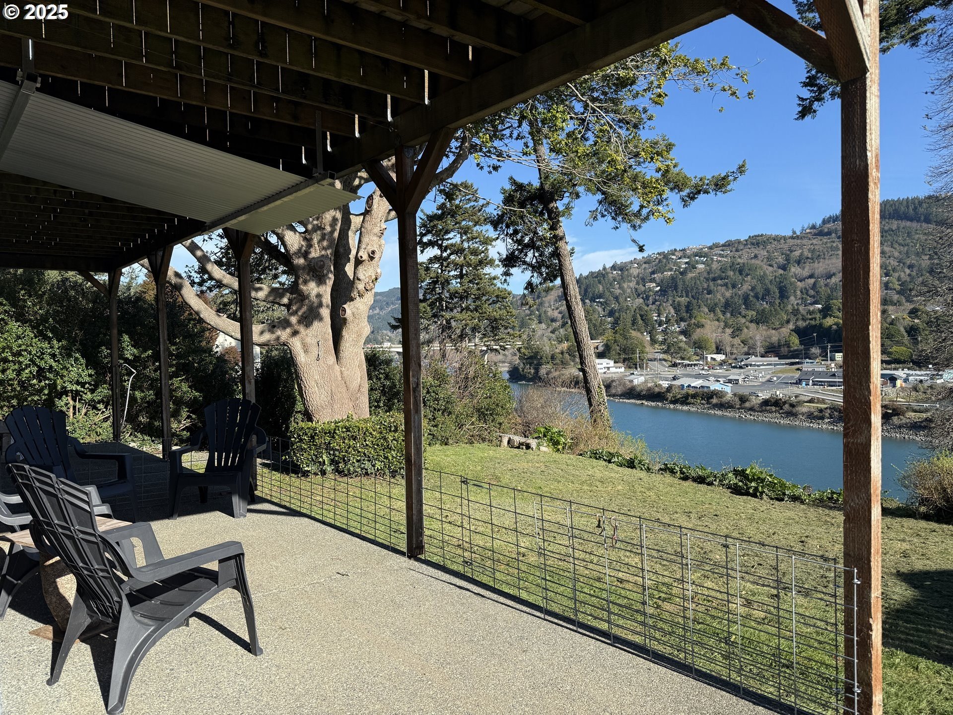 Brookings, Oregon, 97415, United States, 3 Bedrooms Bedrooms, ,2 BathroomsBathrooms,Residential,For Sale,1978372