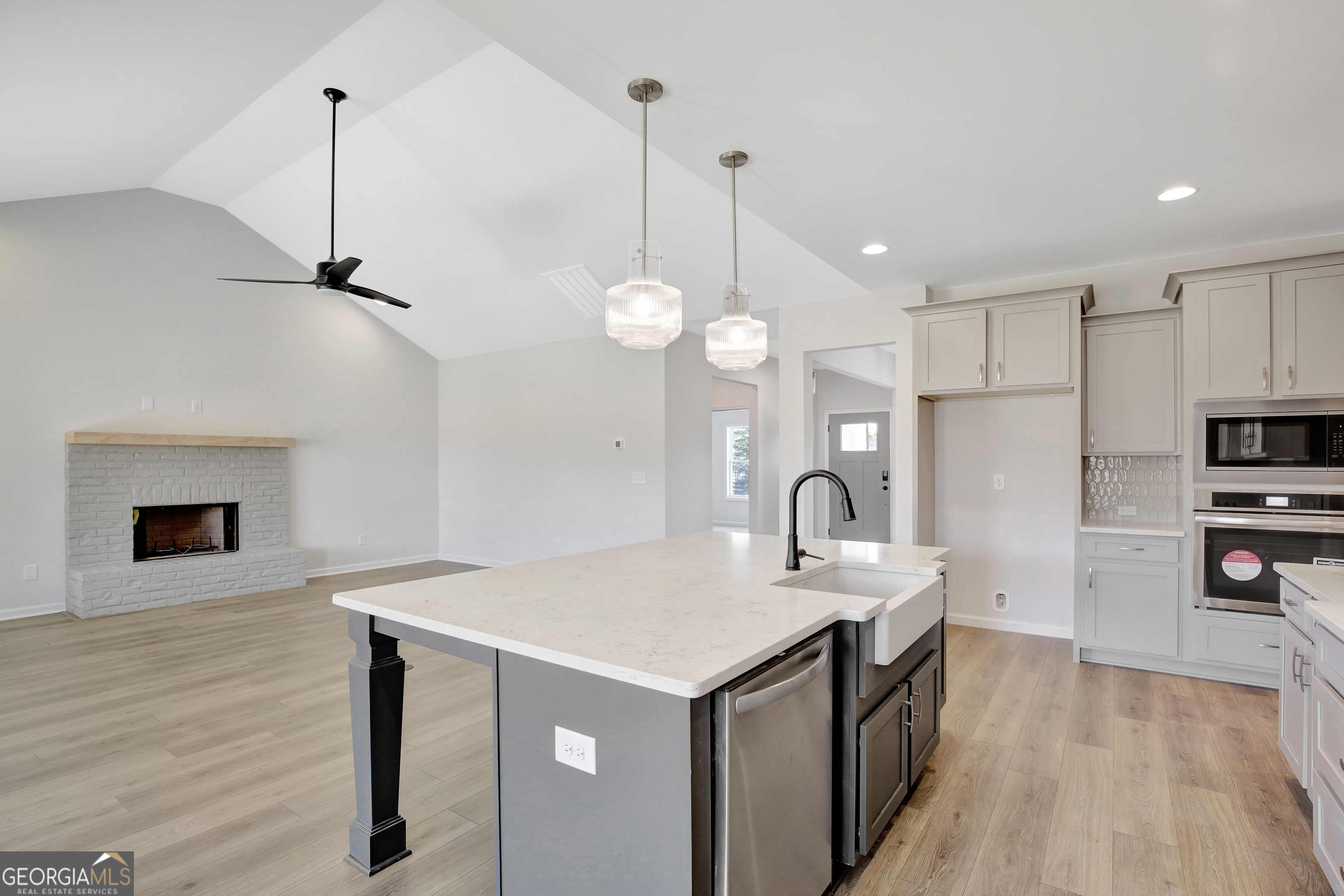 Griffin, Georgia, 30223, United States, 4 Bedrooms Bedrooms, ,3 BathroomsBathrooms,Residential,For Sale,1942083
