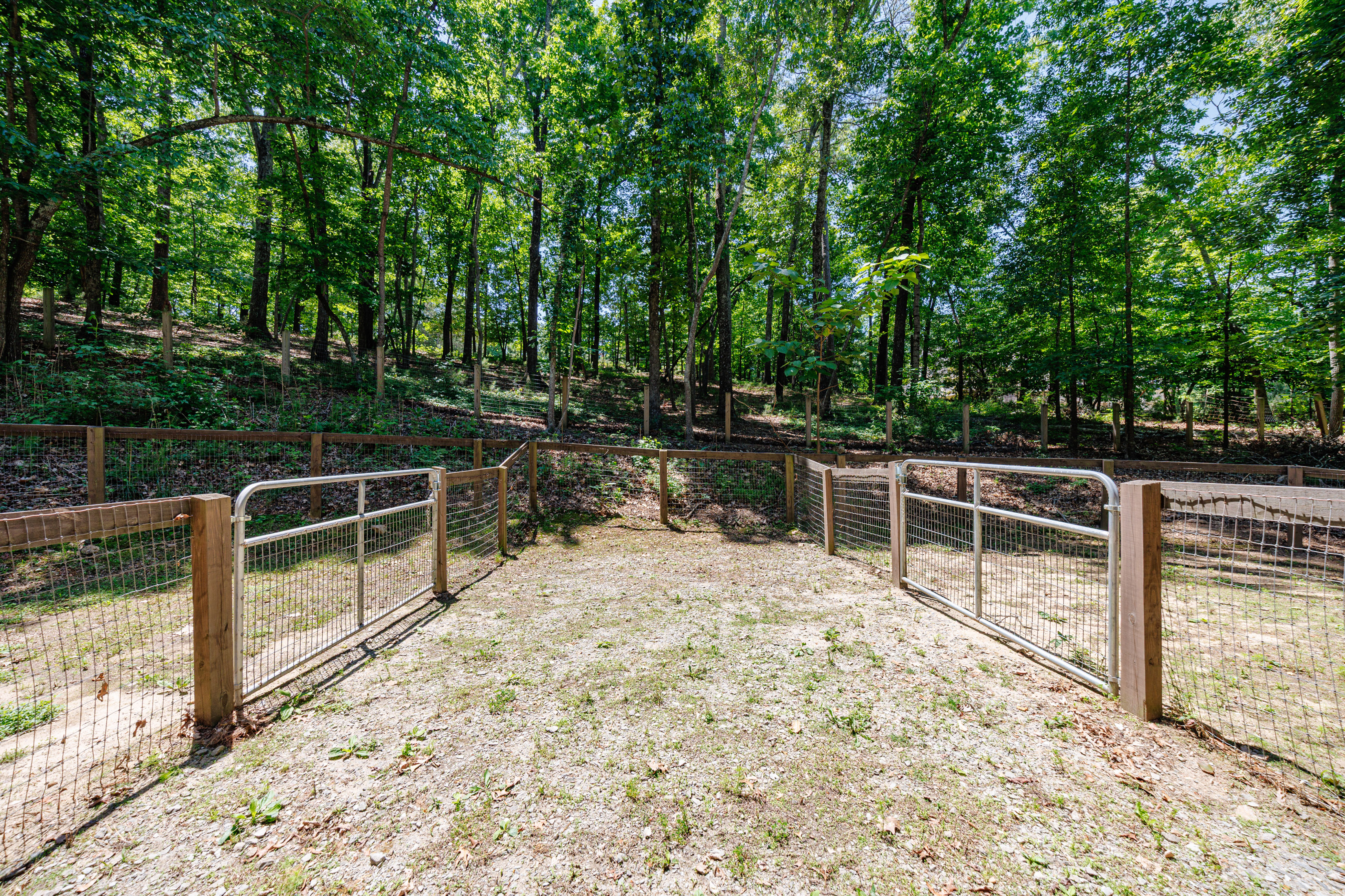  Exceptional Custom-built French Country Estate with Equestrian Amenities - 物件實景