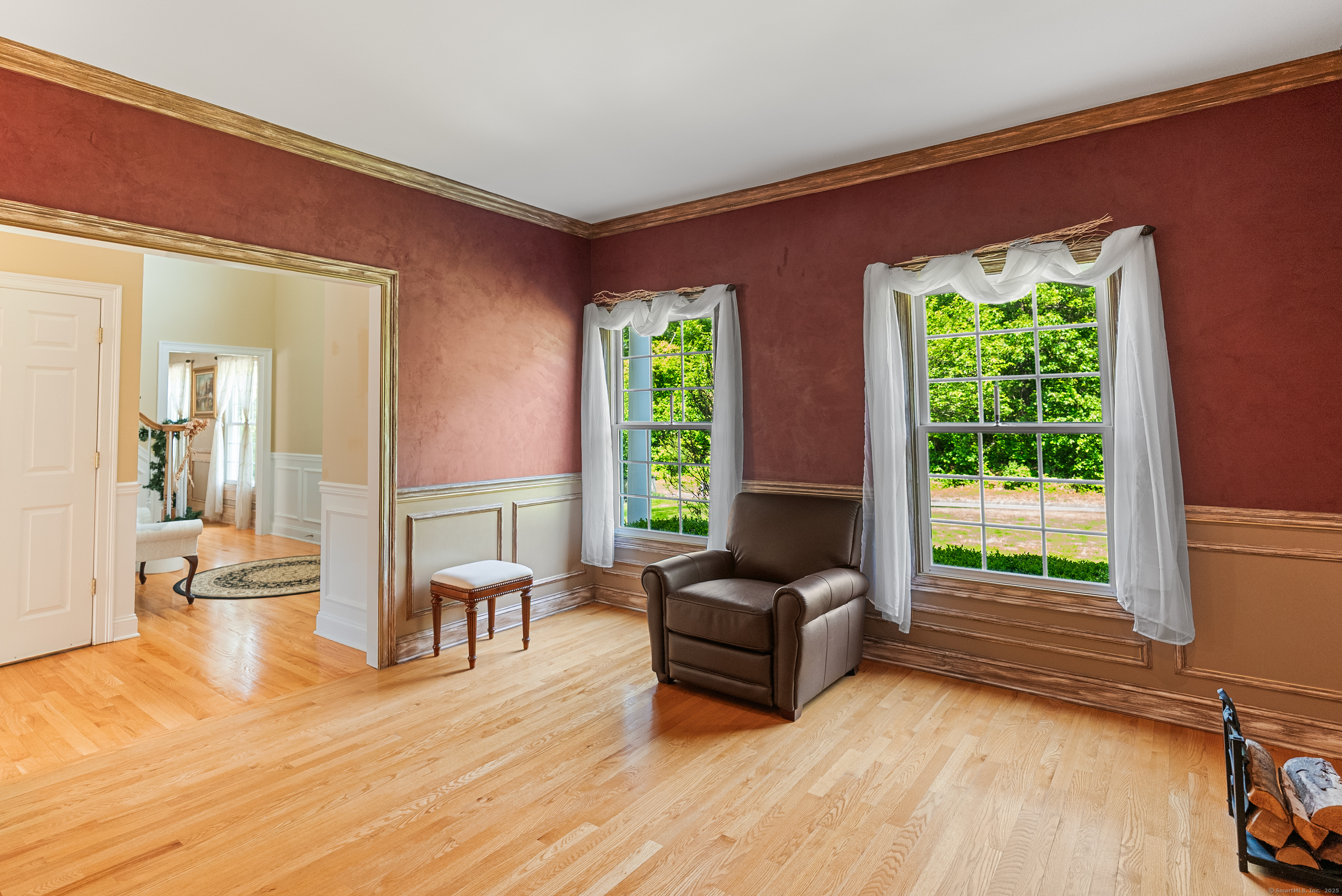 Newtown, Connecticut, 06470, United States, 4 Bedrooms Bedrooms, ,4 BathroomsBathrooms,Residential,For Sale,1847487