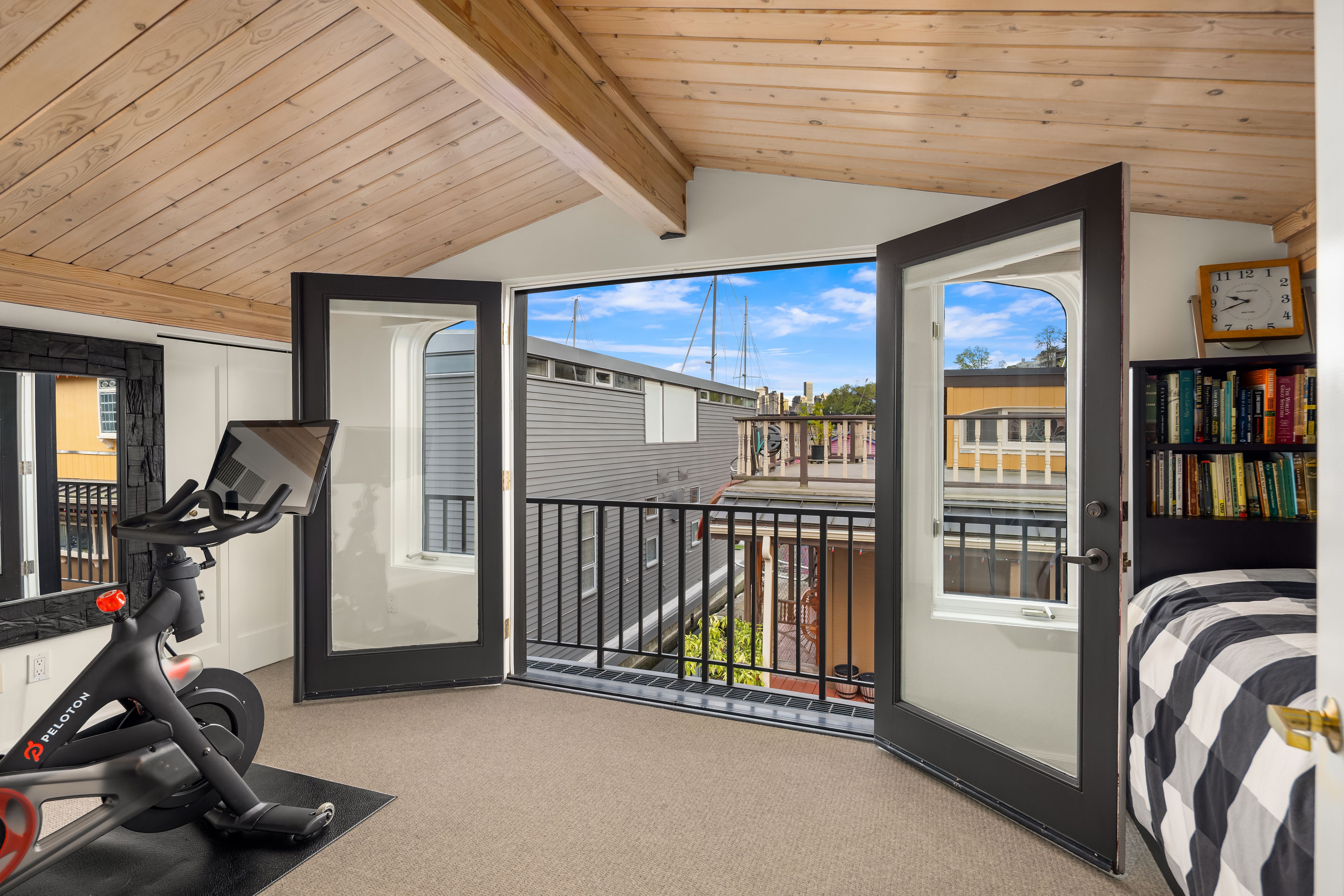  2466 Westlake Ave N #8, Seattle, WA 98109 - 物件實景