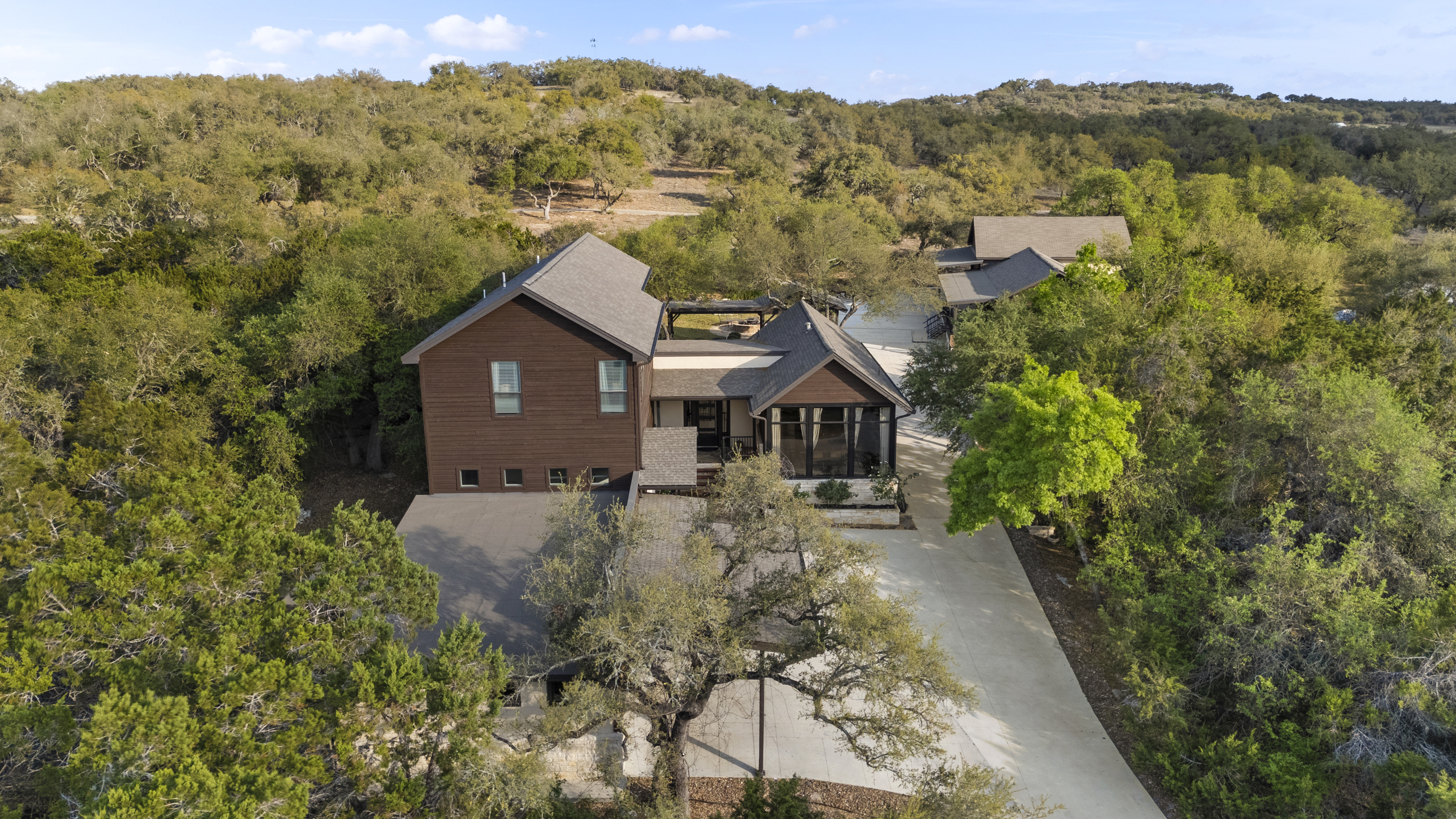  Spring Branch Luxury on 2.3 Acres - 物件實景