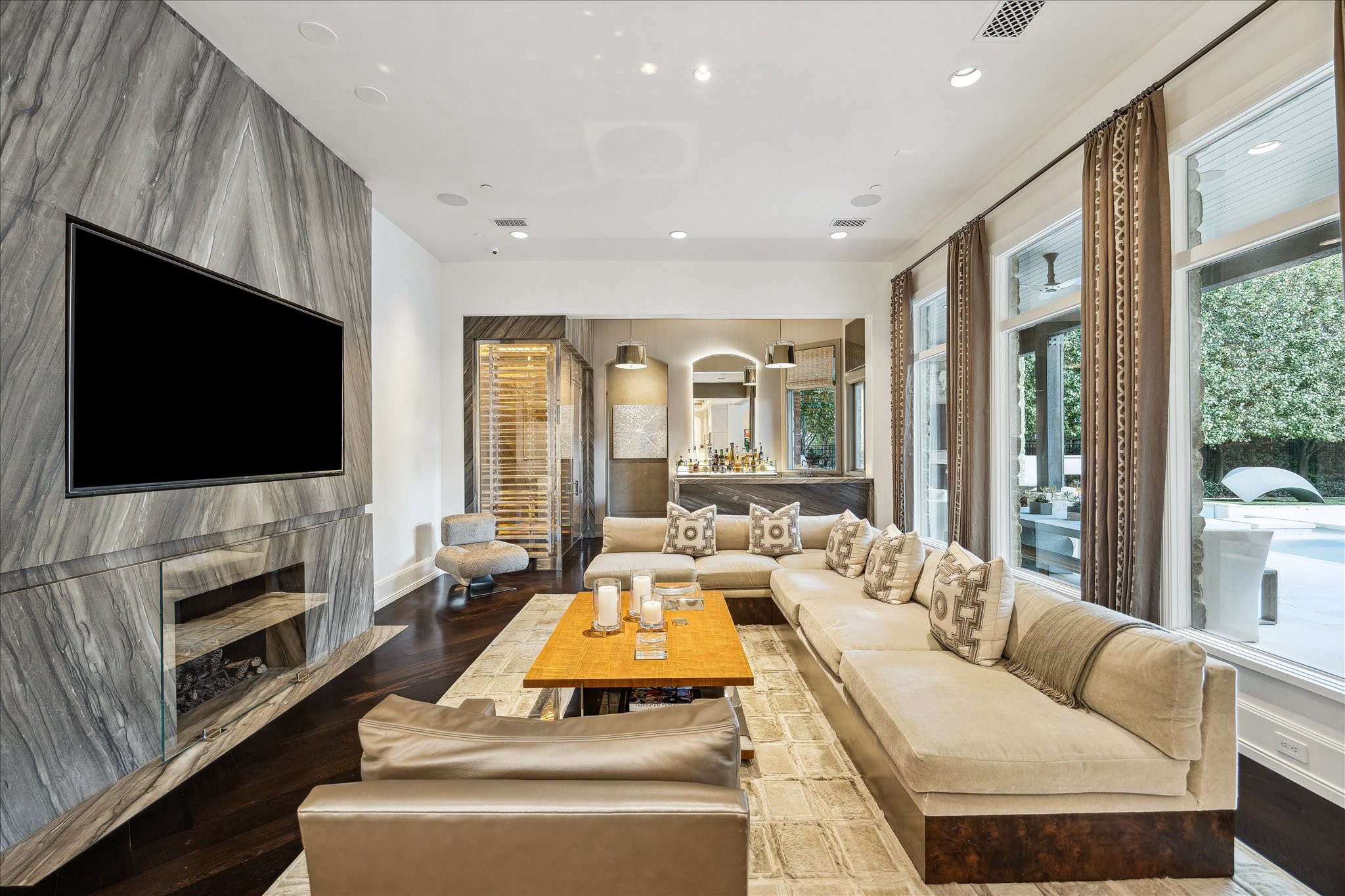  220 Merrie Way Lane - 物件實景