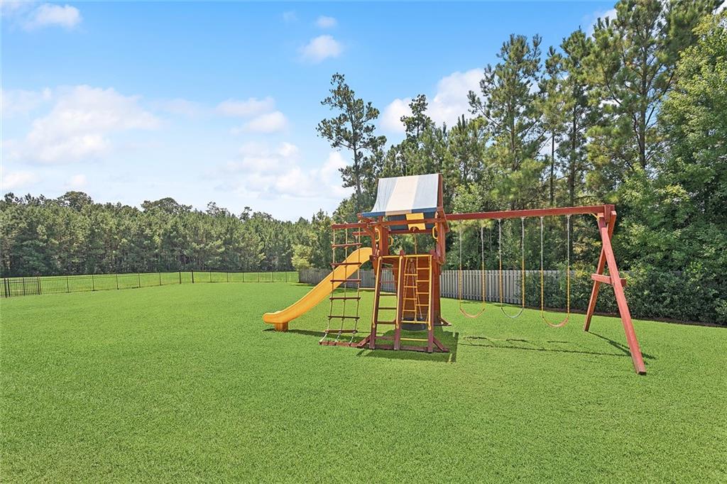 Madisonville, Louisiana, 70447, United States, 4 Bedrooms Bedrooms, ,4 BathroomsBathrooms,Residential,For Sale,1947964