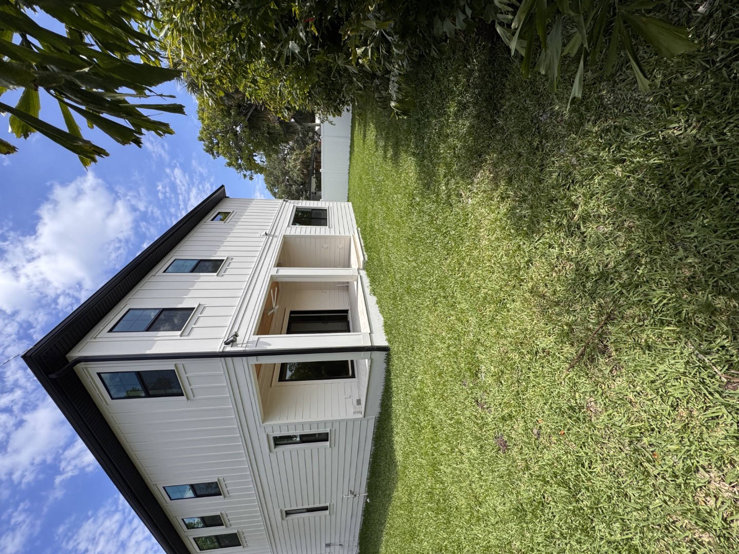 Tampa, Florida, 33611, United States, 4 Bedrooms Bedrooms, ,4 BathroomsBathrooms,Residential,For Sale,2009743