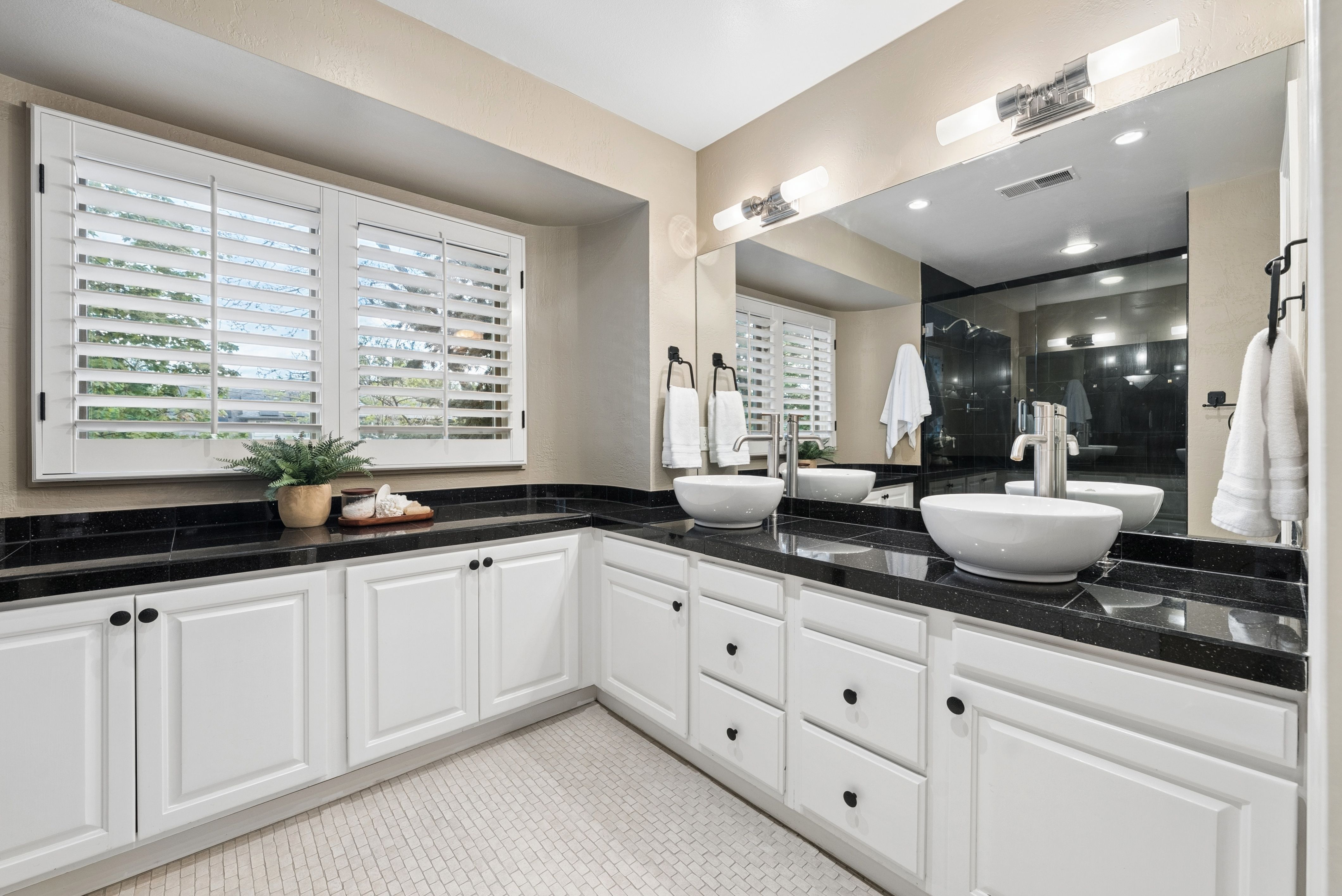  Beautifully Updated Townhouse In The Heart Of Cherry Creek North - 物件實景