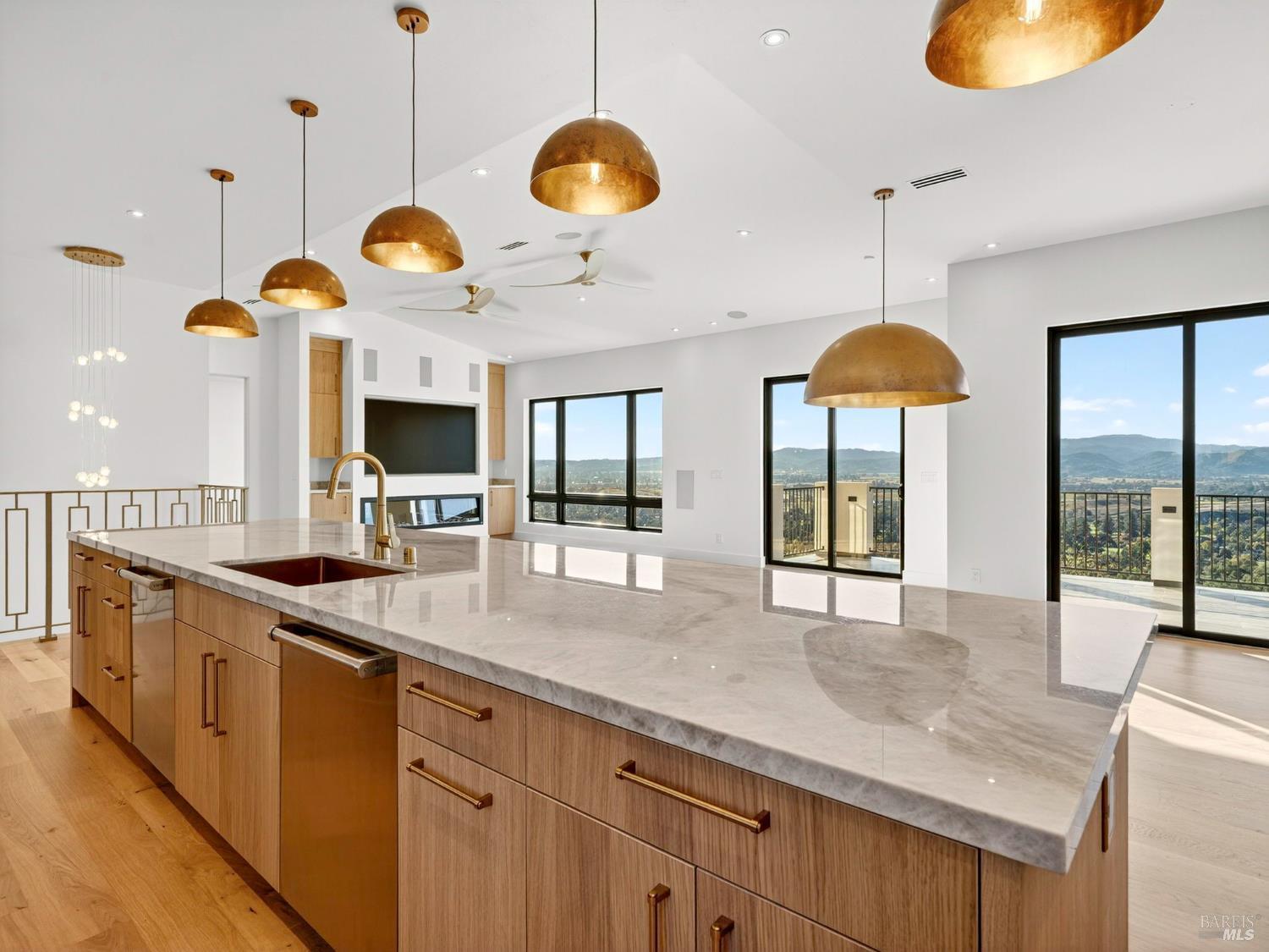 Napa, California, 94558, United States, 3 Bedrooms Bedrooms, ,5 BathroomsBathrooms,Residential,For Sale,1991102