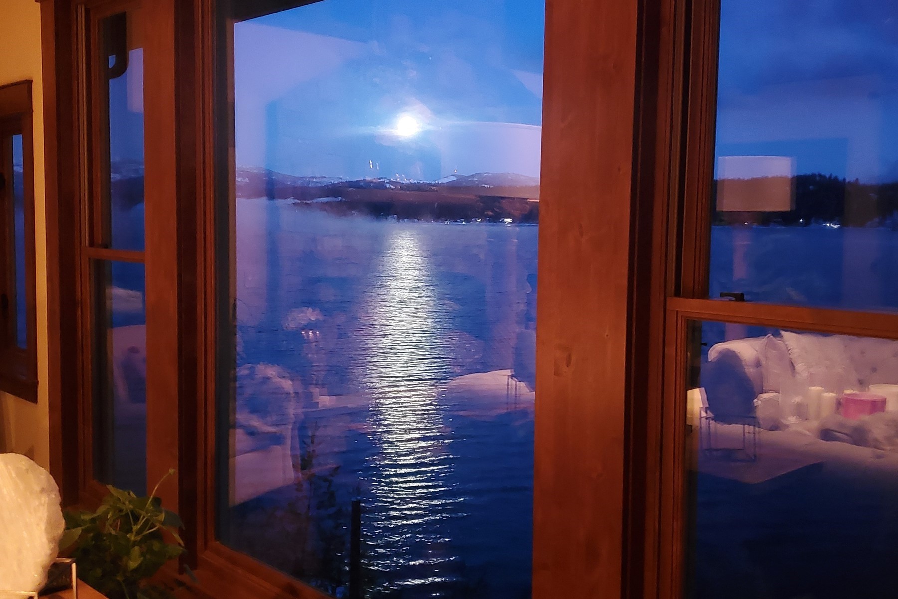  Spectacular Waterfront Custom Craftsman - 物件實景