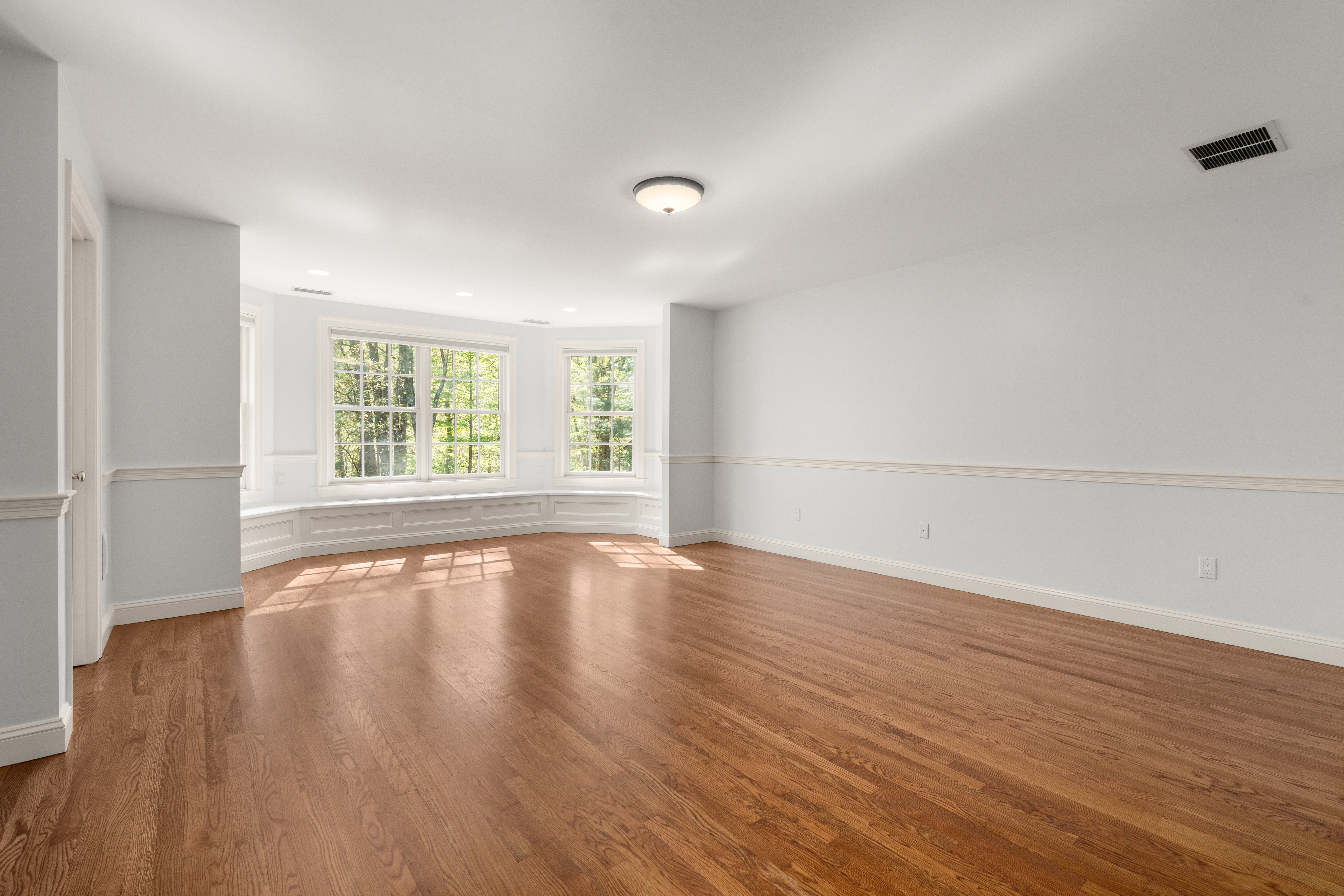  419 Wellesley Street, Weston, MA, 02493 - 物件實景