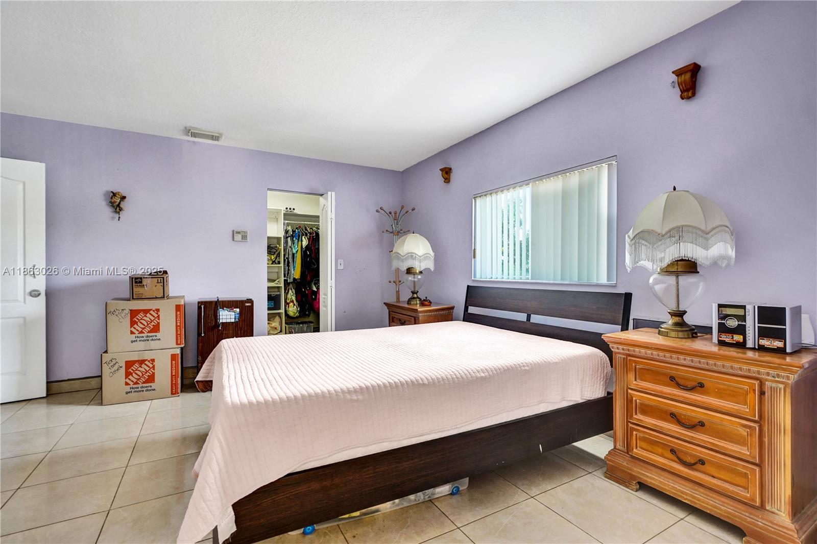 Miami, Florida, 33187, United States, 4 Bedrooms Bedrooms, ,3 BathroomsBathrooms,Residential,For Sale,1926349