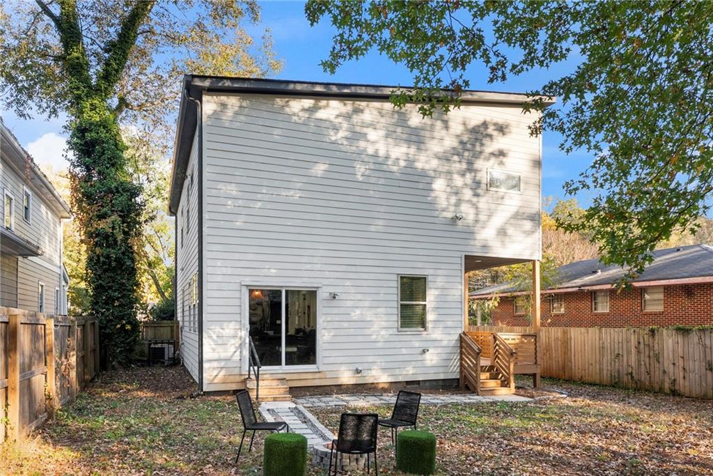 Atlanta, Georgia, 30317, United States, 5 Bedrooms Bedrooms, ,4 BathroomsBathrooms,Residential,For Sale,1989544