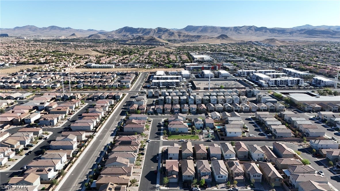 Las Vegas, Nevada, 89141, United States, 3 Bedrooms Bedrooms, ,3 BathroomsBathrooms,Residential,For Sale,2032290