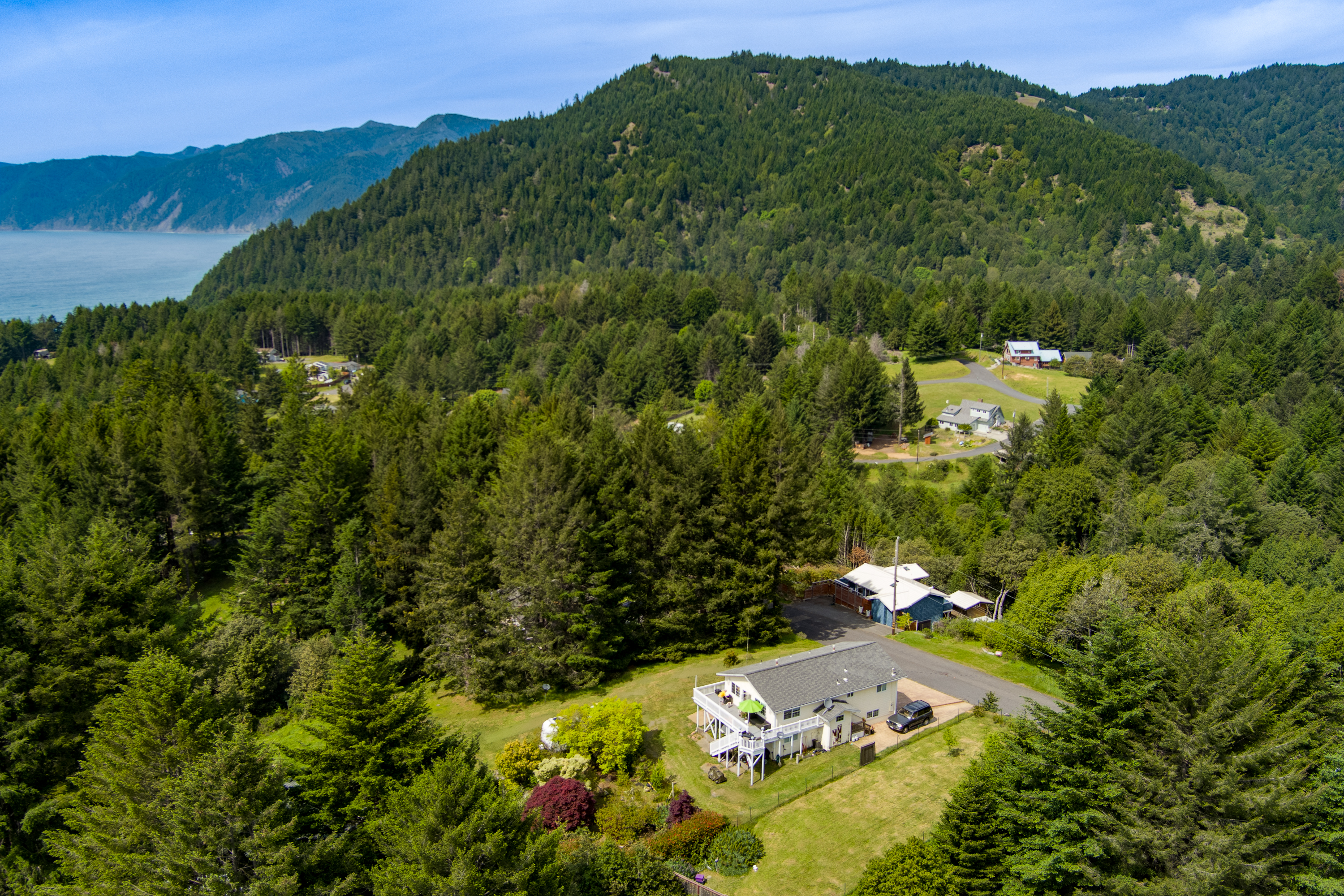  A Rare Ocean and Forest View Sanctuary with Three Adjoining Lots - 物件實景