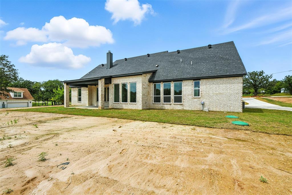 Weatherford, Texas, 76088, United States, 4 Bedrooms Bedrooms, ,3 BathroomsBathrooms,Residential,For Sale,1939670
