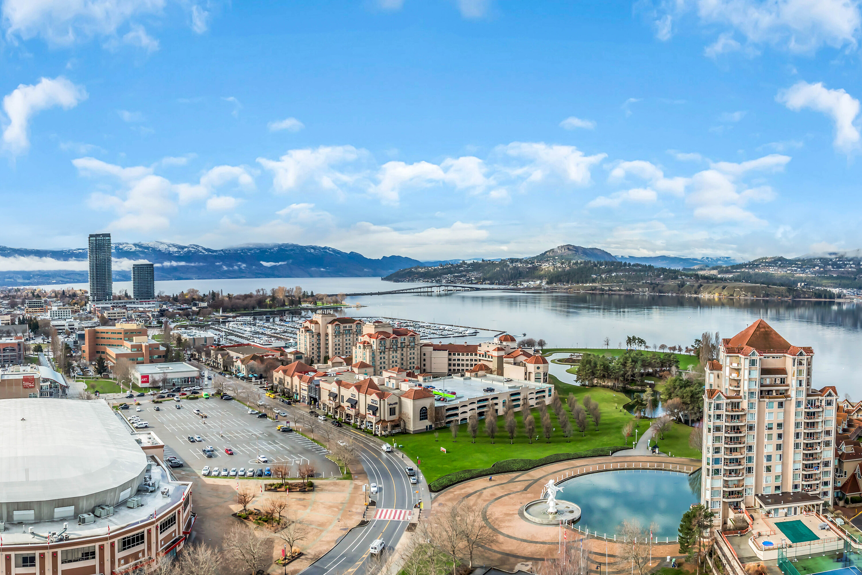  Unobstructed Views of the Lake - 物件實景