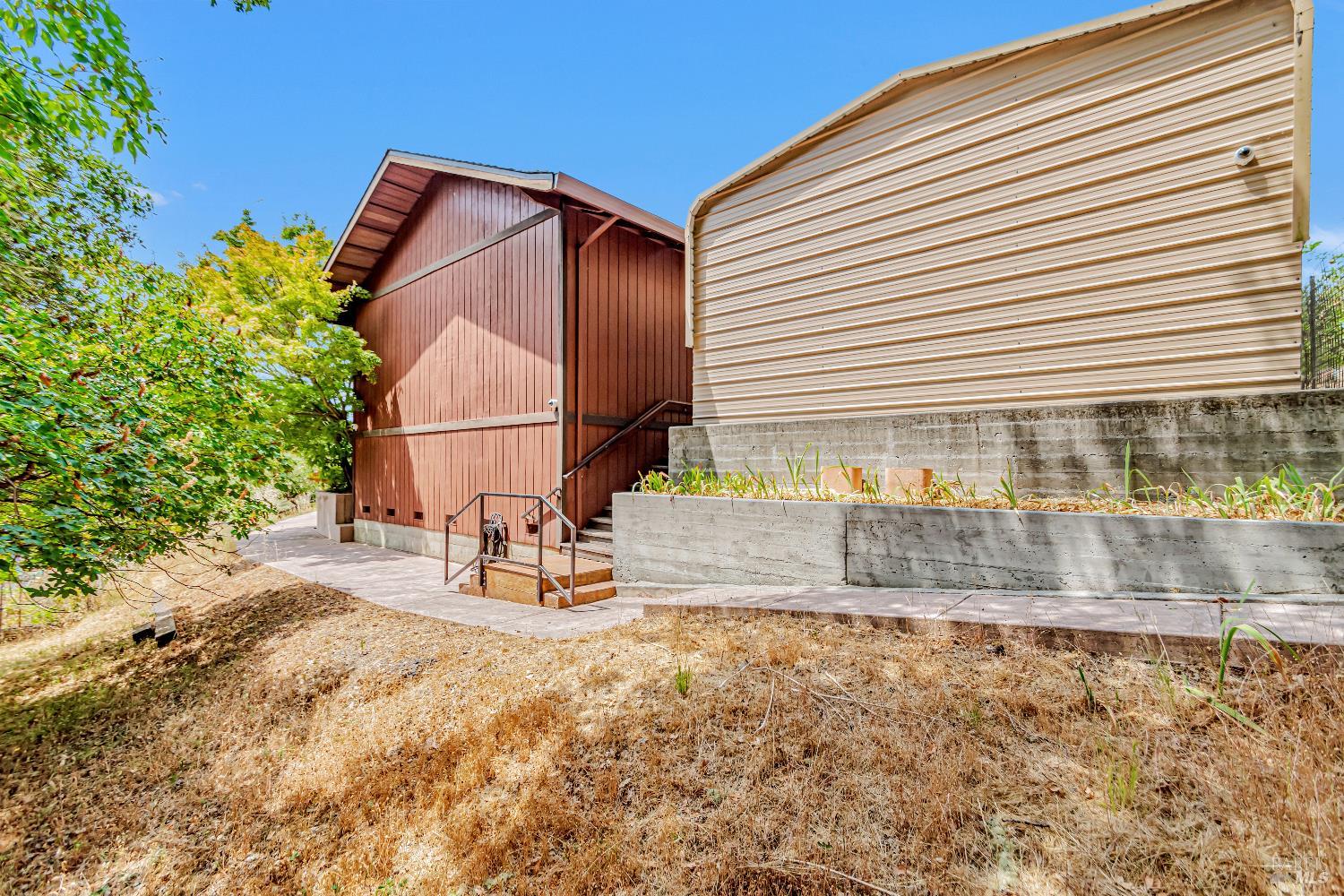 Sebastopol, California, 95472, United States, 3 Bedrooms Bedrooms, ,3 BathroomsBathrooms,Residential,For Sale,1895482