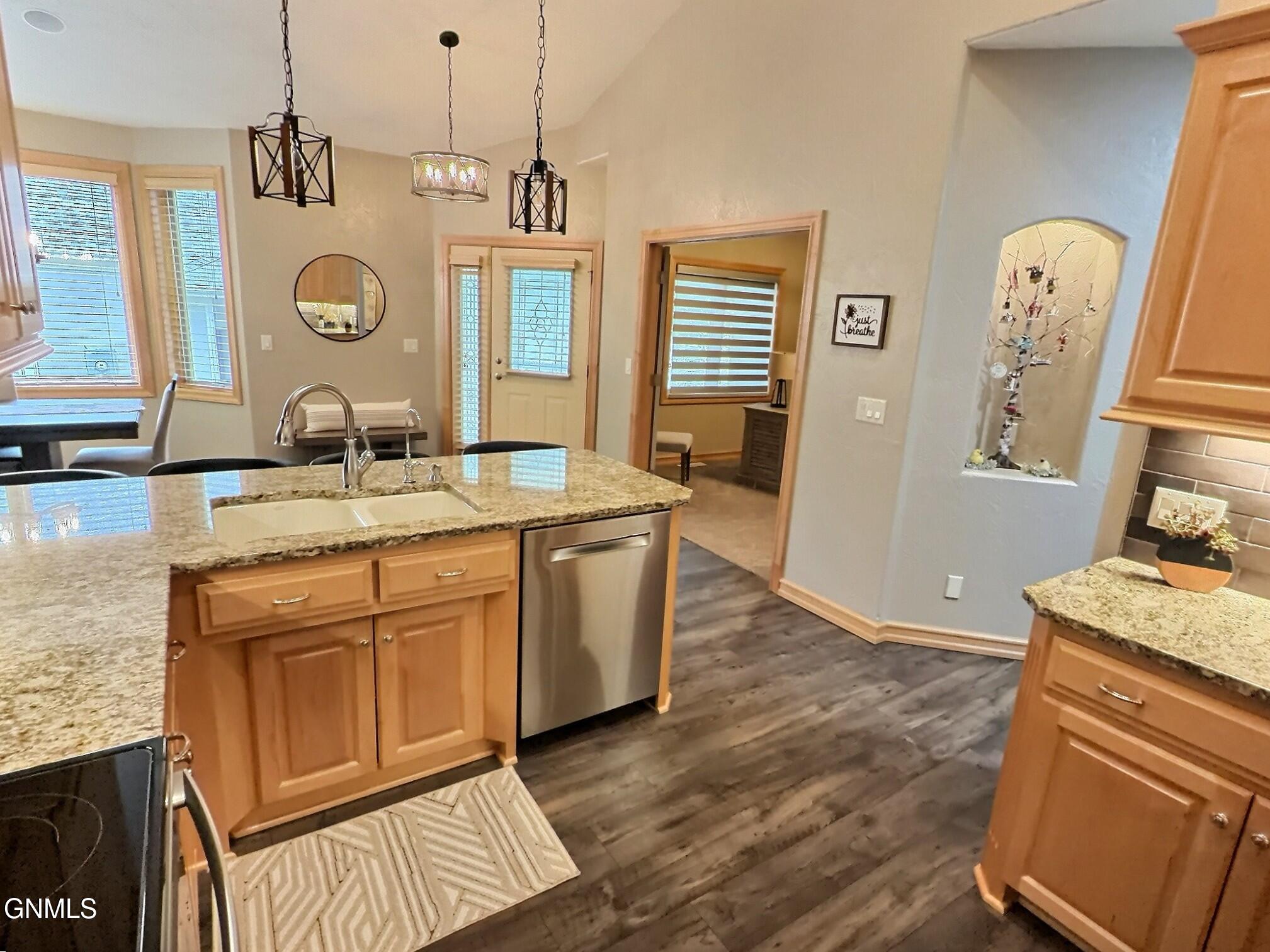 Bismarck, North Dakota, 58504, United States, 3 Bedrooms Bedrooms, ,1 BathroomBathrooms,Residential,For Sale,2049103