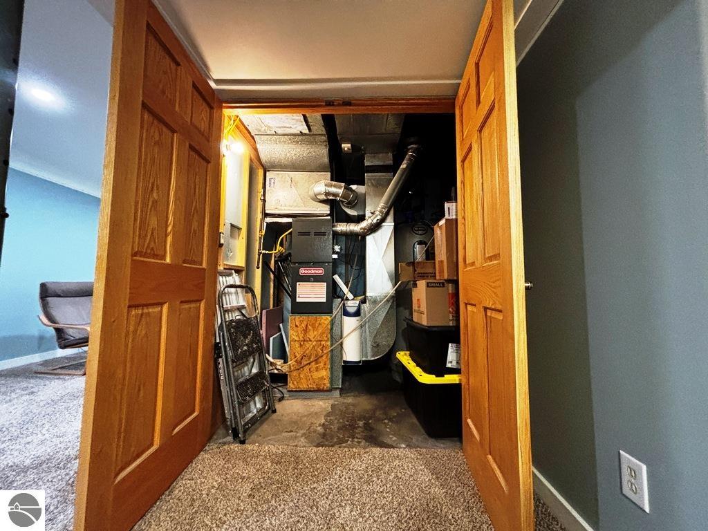 Traverse City, Michigan, 49684, United States, 3 Bedrooms Bedrooms, ,2 BathroomsBathrooms,Residential,For Sale,1882557