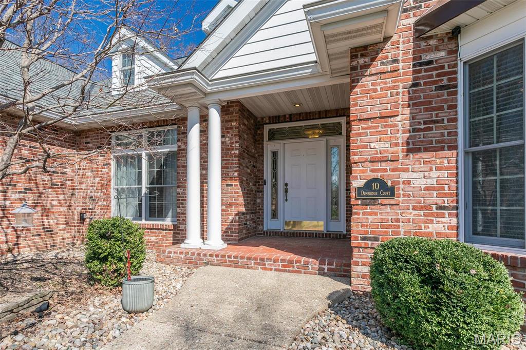 Glen Carbon, Illinois, 62034, United States, 3 Bedrooms Bedrooms, ,4 BathroomsBathrooms,Residential,For Sale,1840876