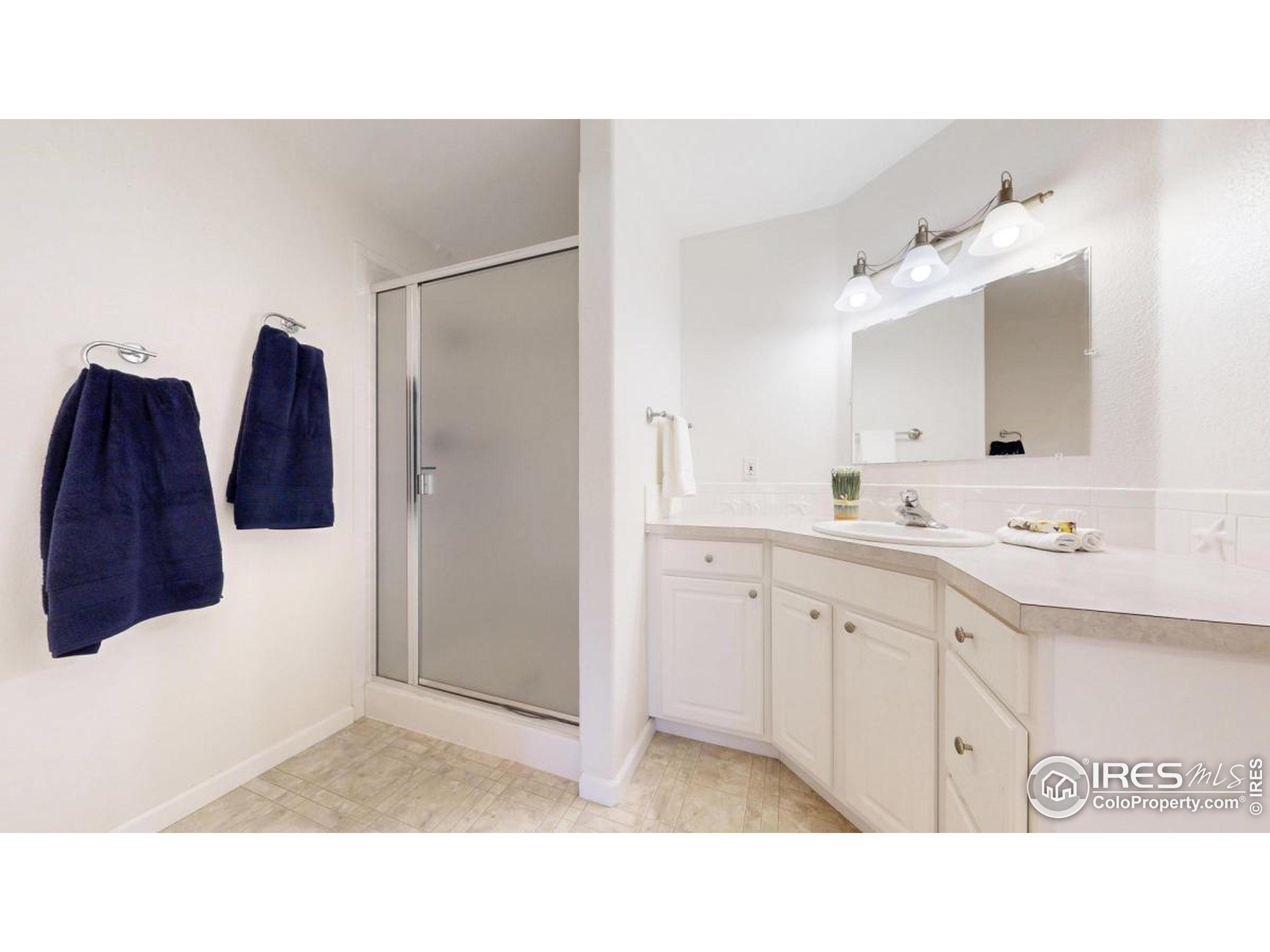 Fort Collins, Colorado, 80525, United States, 5 Bedrooms Bedrooms, ,4 BathroomsBathrooms,Residential,For Sale,1989602