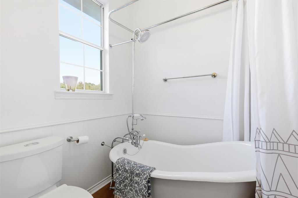 Collinsville, Texas, 76233, United States, 4 Bedrooms Bedrooms, ,3 BathroomsBathrooms,Residential,For Sale,1987352