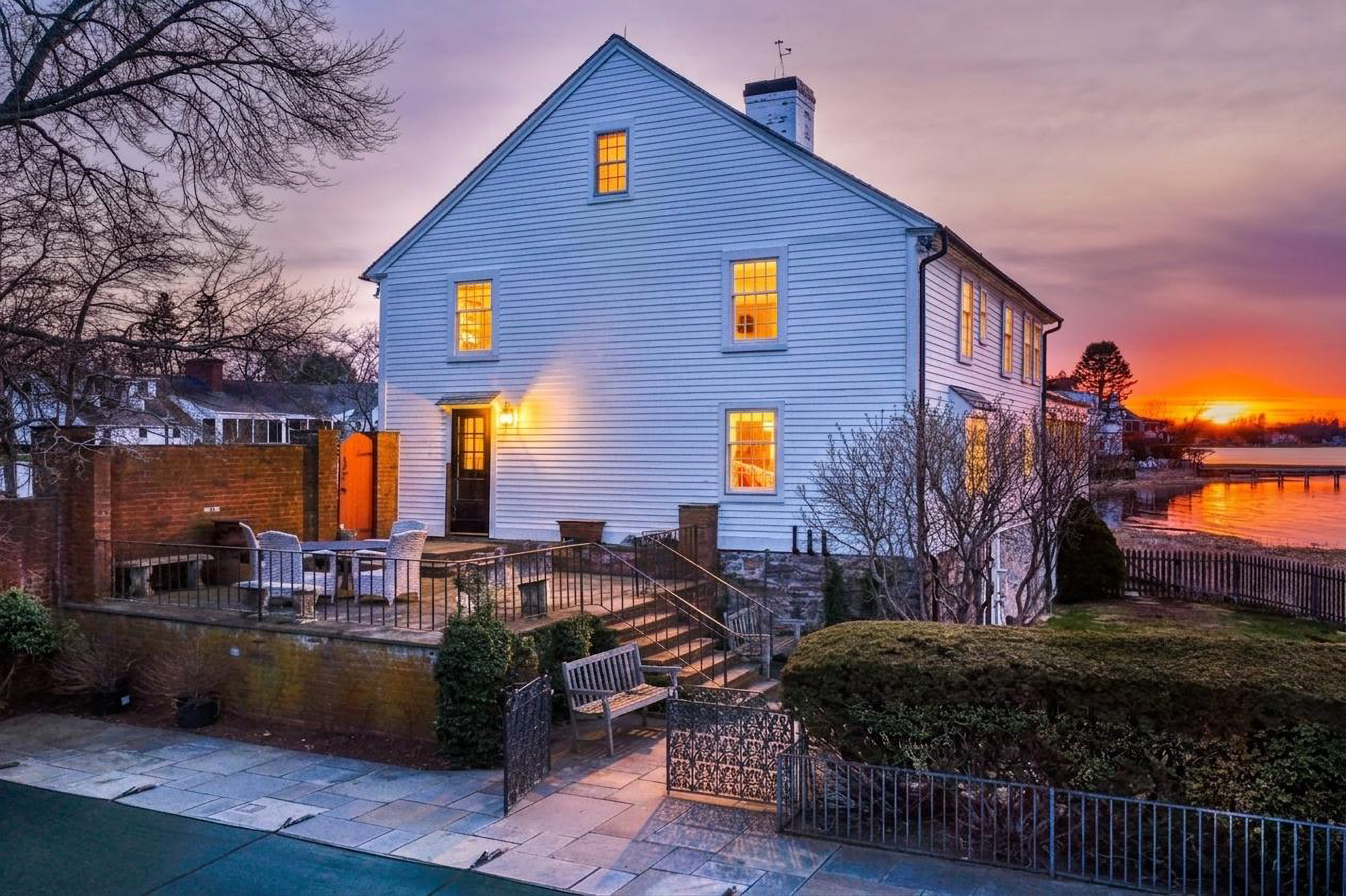  Direct Water Access and Private Dock in the Heart of North Cove - 物件實景