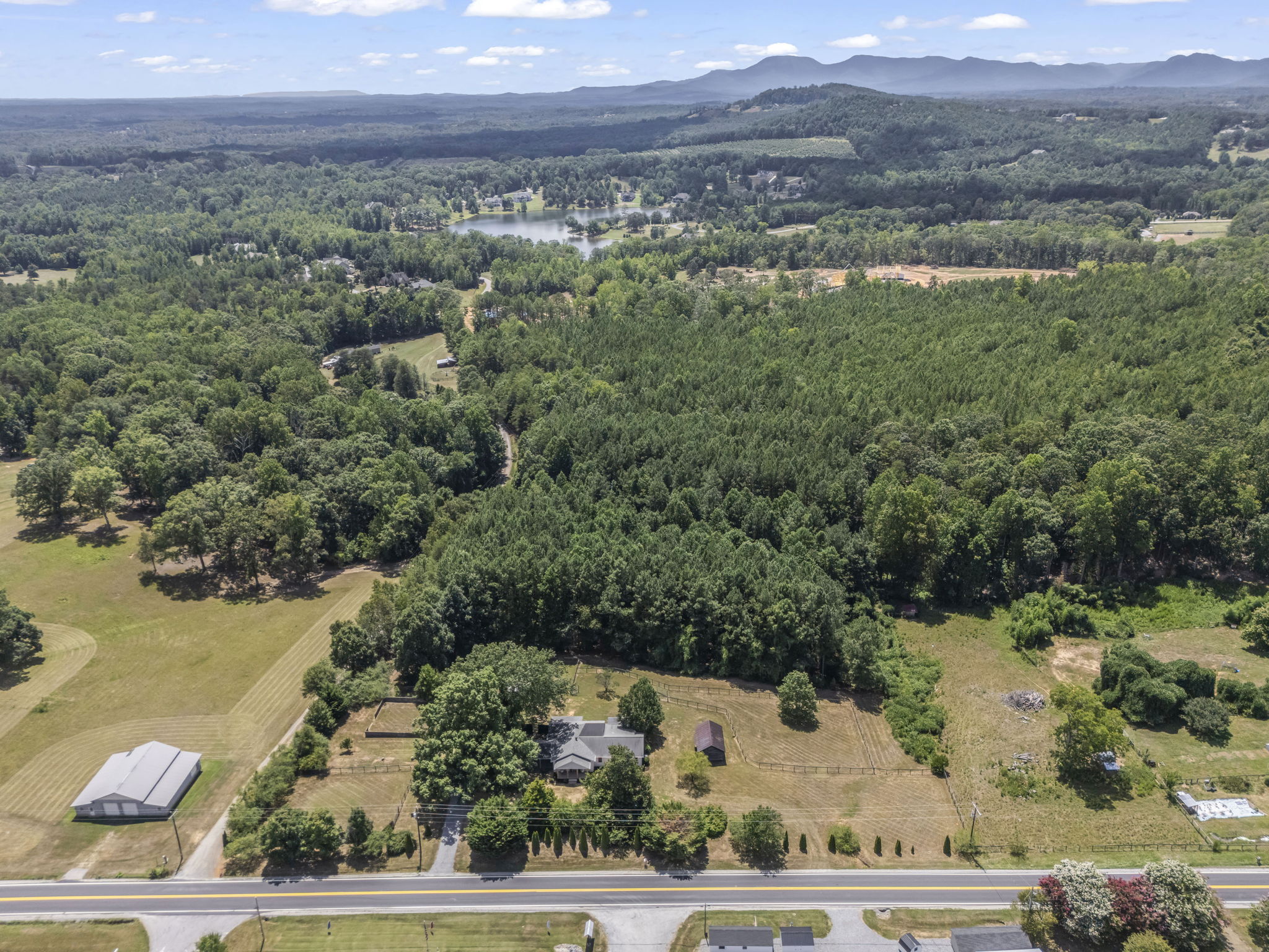 Tryon, North Carolina, 28782, United States, 3 Bedrooms Bedrooms, ,2 BathroomsBathrooms,Residential,For Sale,1927809