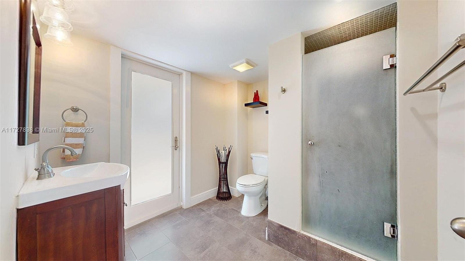 Key Largo, Florida, 33037, United States, 3 Bedrooms Bedrooms, ,3 BathroomsBathrooms,Residential,For Sale,1975772