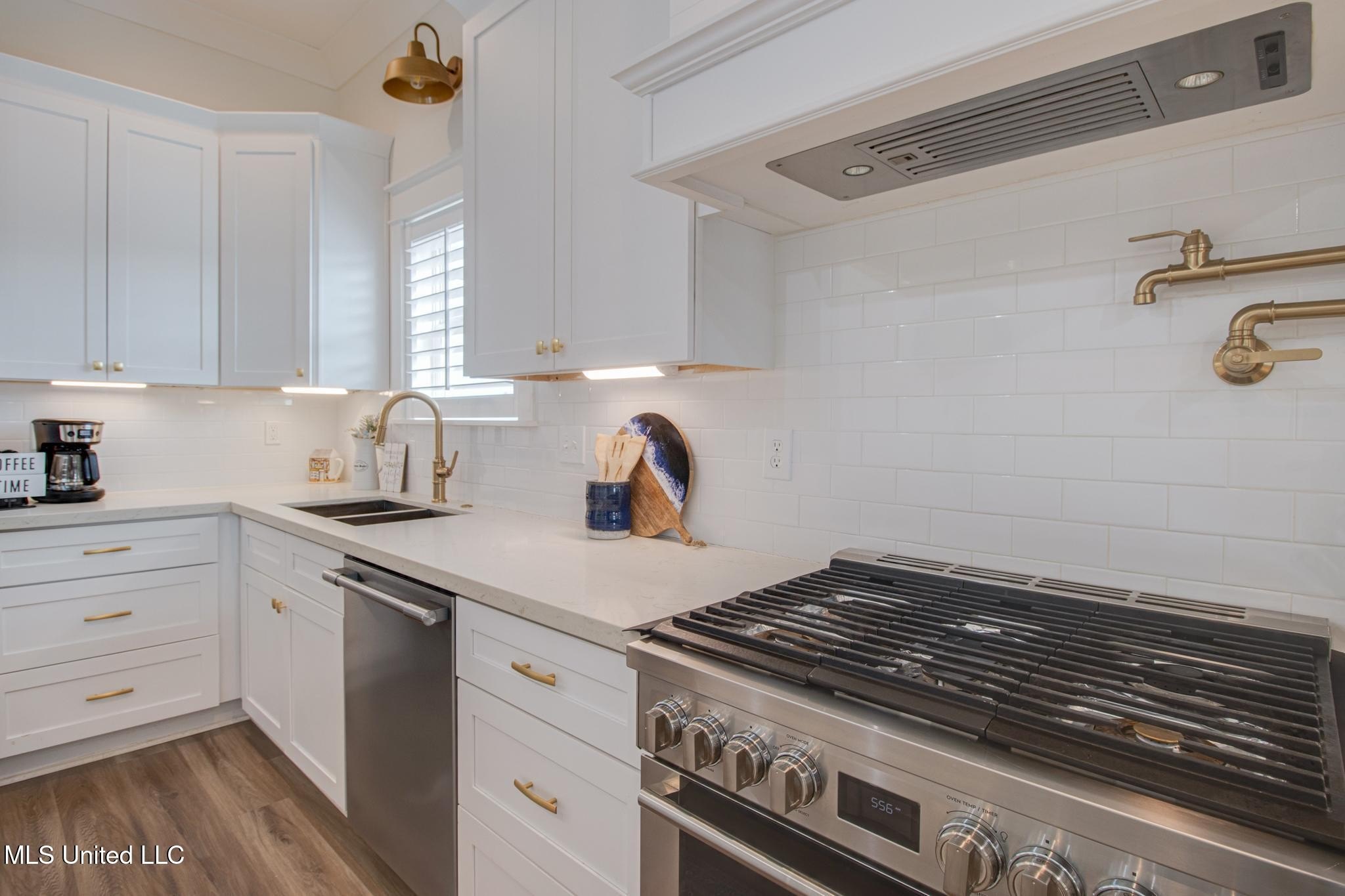 Pass Christian, Mississippi, 39571, United States, 3 Bedrooms Bedrooms, ,3 BathroomsBathrooms,Residential,For Sale,2006218