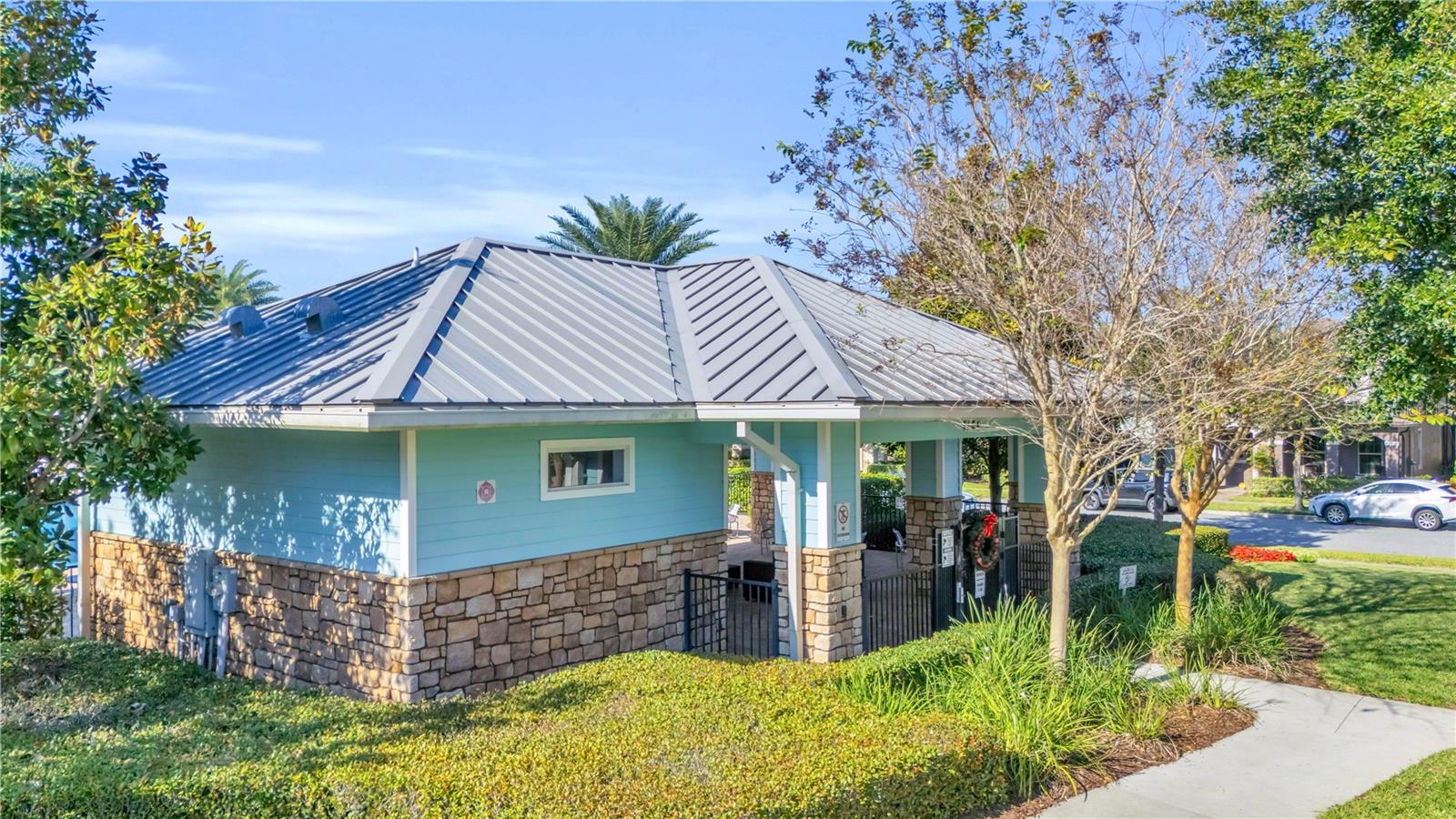 WINTER GARDEN, Florida, 34787, United States, 4 Bedrooms Bedrooms, ,3 BathroomsBathrooms,Residential,For Sale,1993845