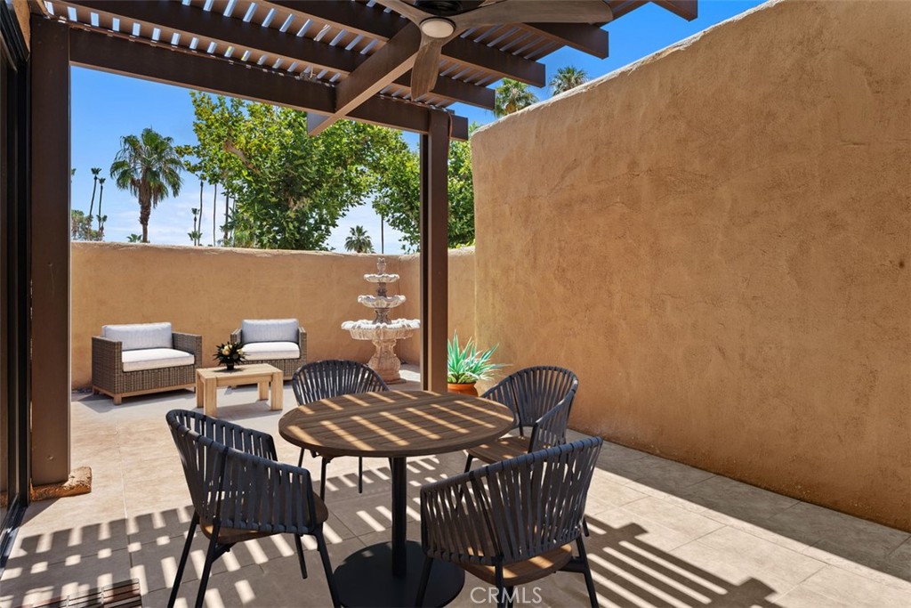Palm Springs, California, 92264, United States, 2 Bedrooms Bedrooms, ,2 BathroomsBathrooms,Residential,For Sale,1856182