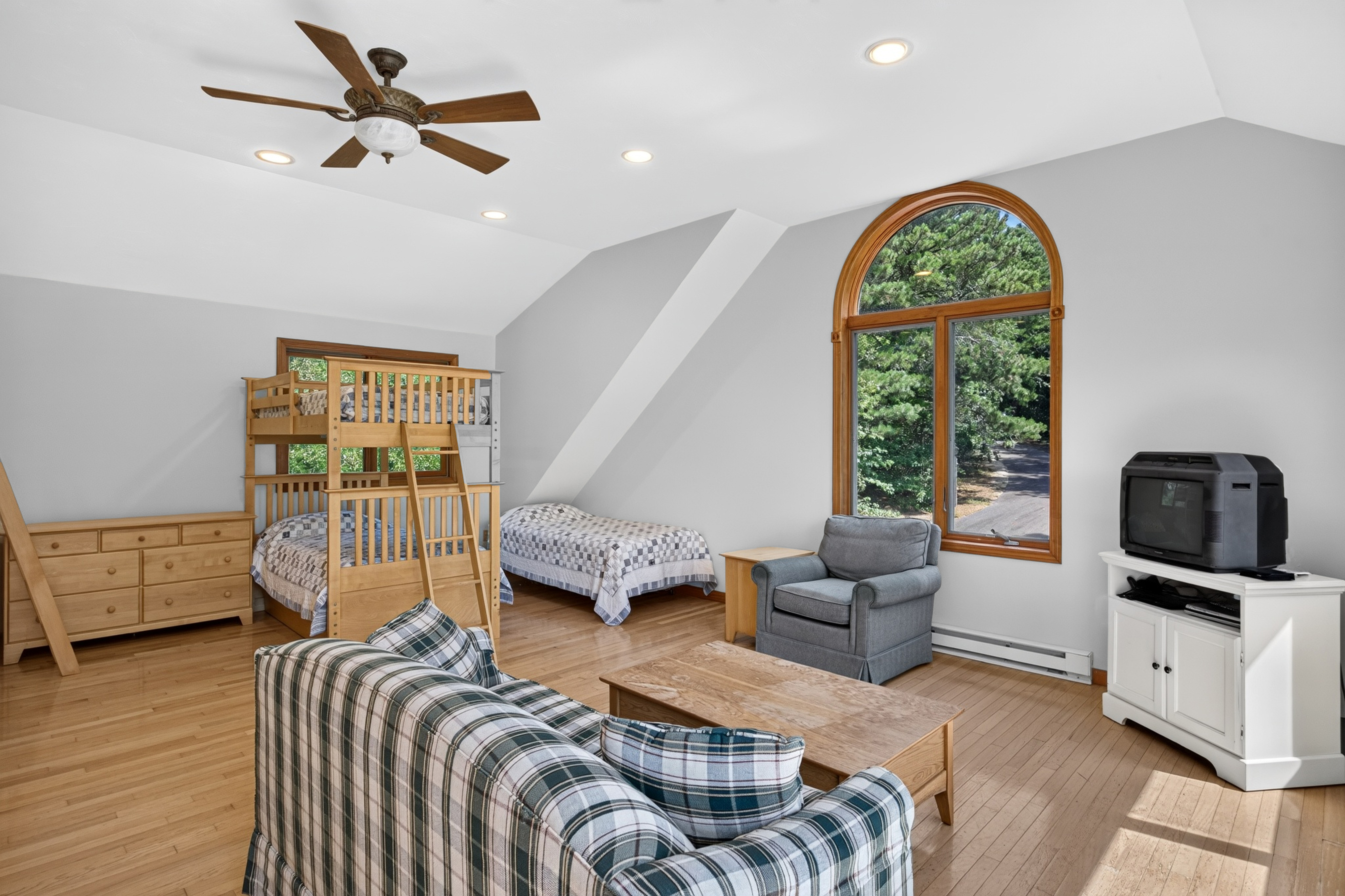  3 Hinckley Road, Harwich, MA, 02645 - 物件實景