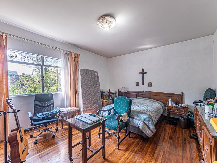 Miguel Hidalgo, Ciudad de México, 11000, Mexico, 4 Bedrooms Bedrooms, ,2 BathroomsBathrooms,Residential,For Sale,1699454
