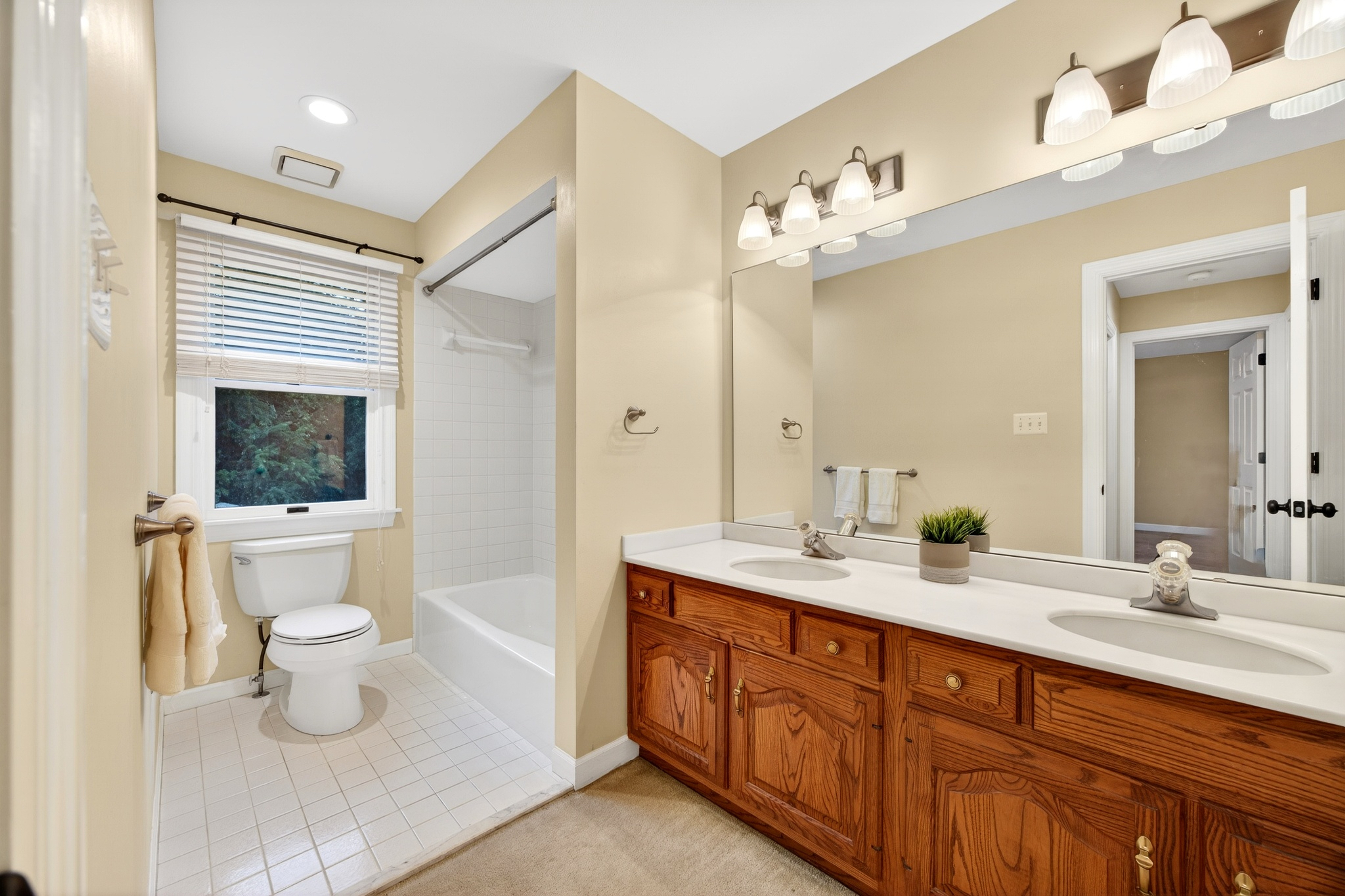  Don’t miss the opportunity to own this beautifully maintained Miceli-built home - 物件實景