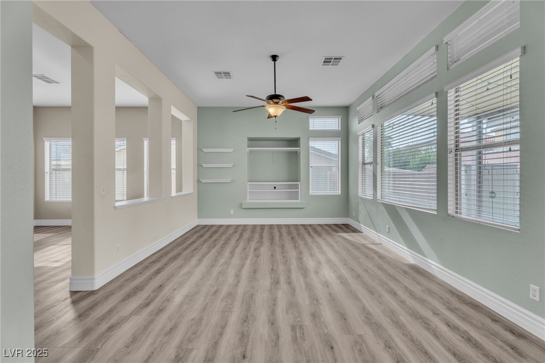 North Las Vegas, Nevada, 89031, United States, 4 Bedrooms Bedrooms, ,3 BathroomsBathrooms,Residential,For Sale,1990907