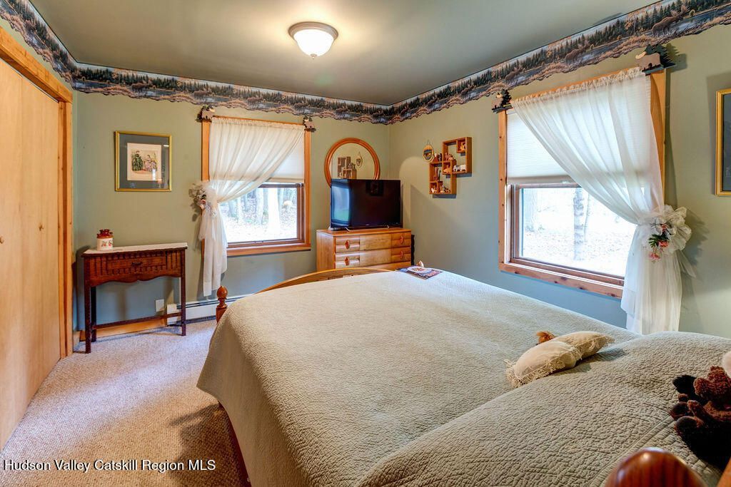 Highmount, New York, 12441, United States, 4 Bedrooms Bedrooms, ,3 BathroomsBathrooms,Residential,For Sale,1918667