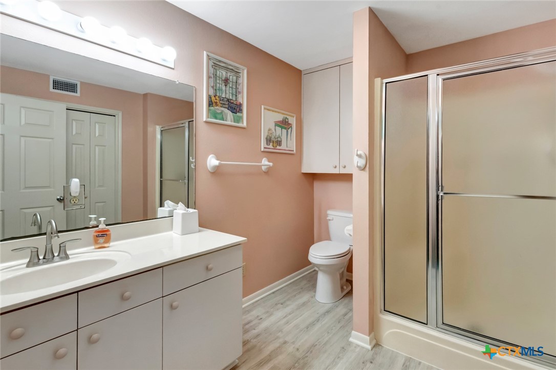 504 S 12th Street, Port O'Connor, Texas, 77982, United States, 5 Bedrooms Bedrooms, ,4 BathroomsBathrooms,Residential,For Sale,504 S 12th Street,1559126