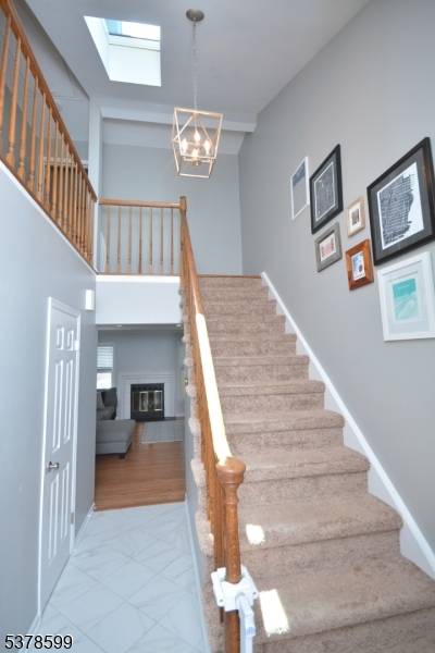 Bedminster Twp., New Jersey, 07921, United States, 3 Bedrooms Bedrooms, ,4 BathroomsBathrooms,Residential,For Sale,1989637